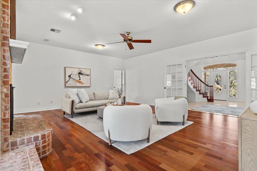 5410 Great Divide Dr, Bee Cave, TX 78738