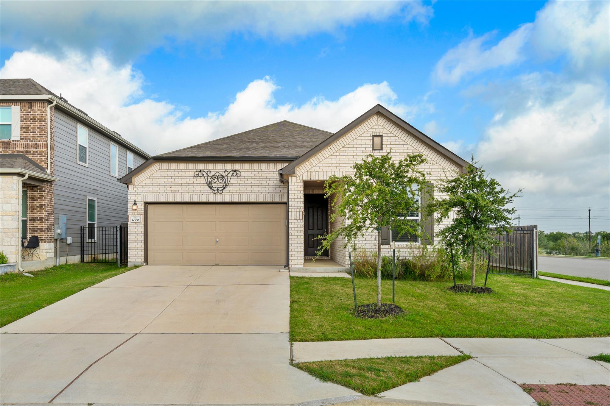 6300 Carriage Pines Dr, Del Valle, TX 78617