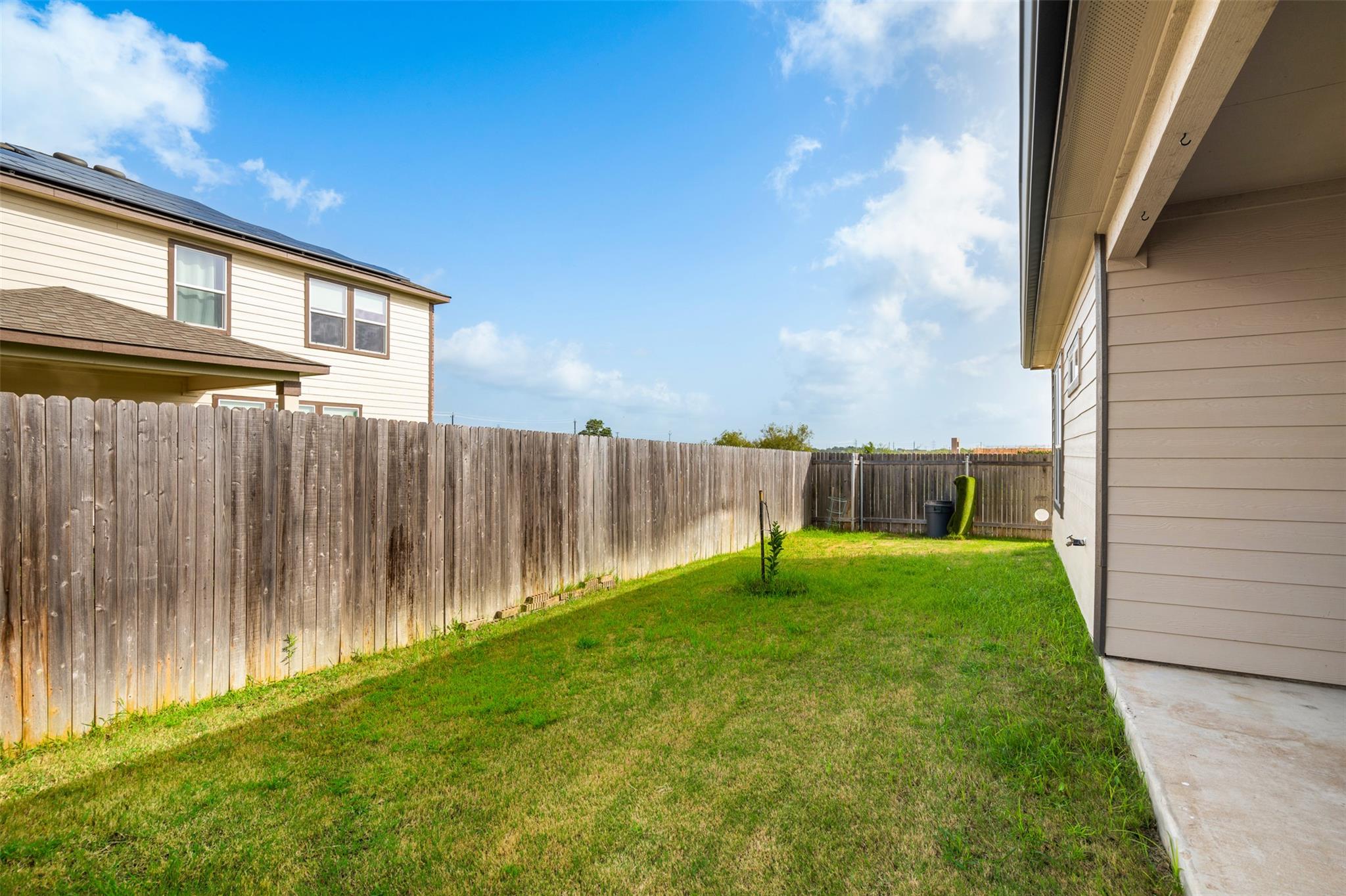 6300 Carriage Pines Dr, Del Valle, TX 78617