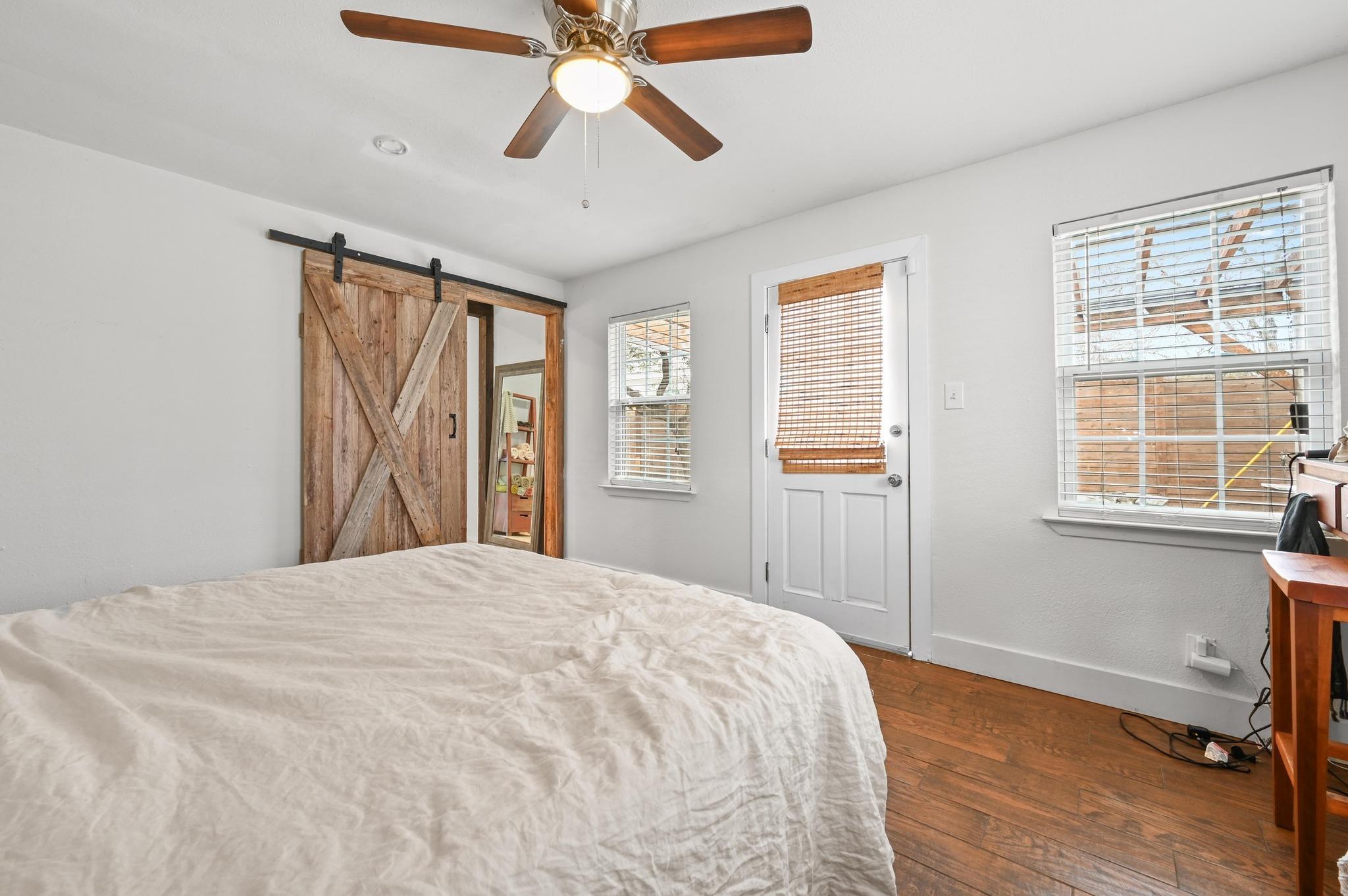 1005 Daphne Ct, Austin, TX 78704