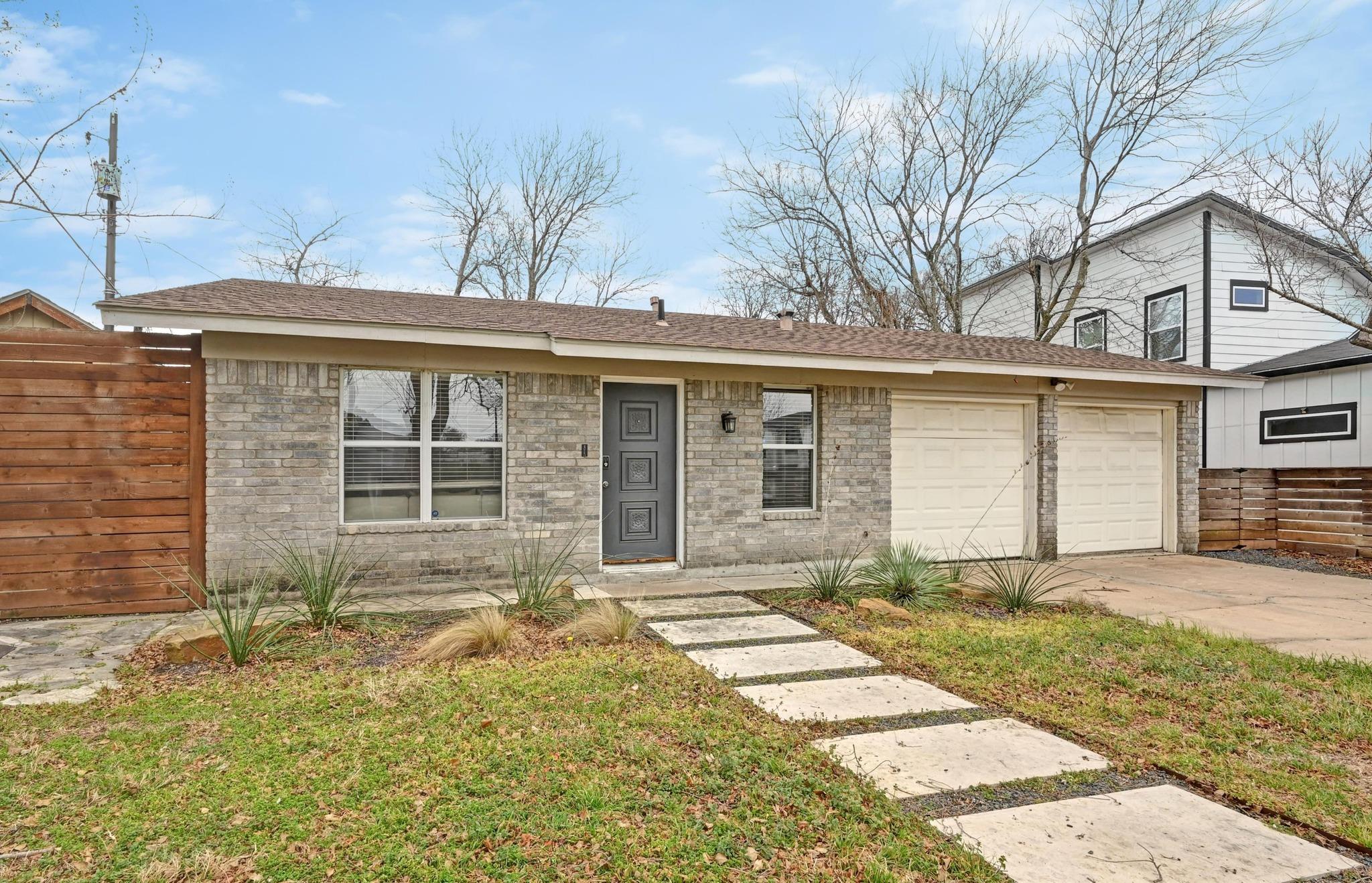 1005 Daphne Ct, Austin, TX 78704