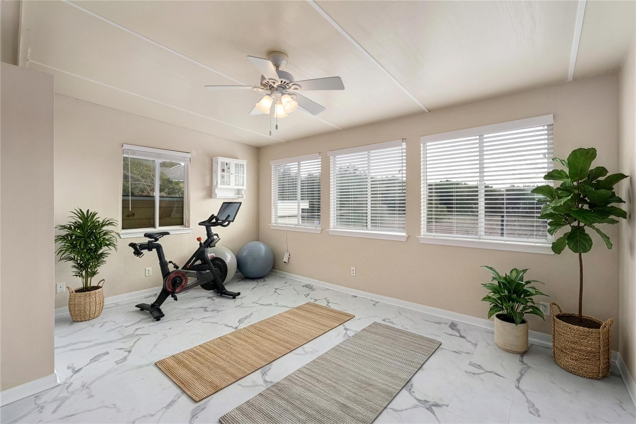 1021 Westland Ridge Rd, Dripping Springs, TX 78620