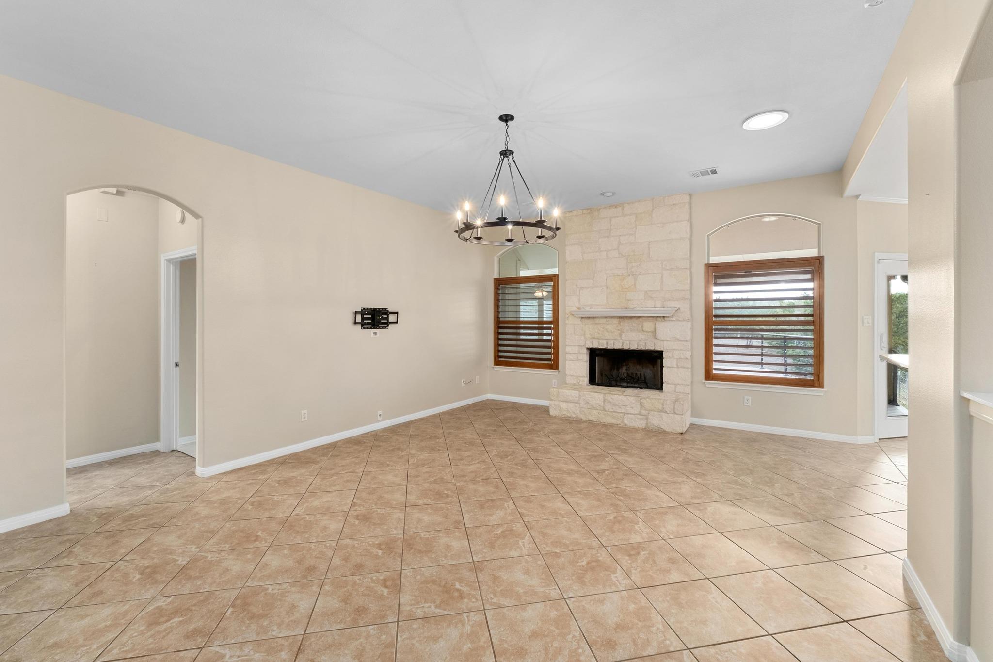 1021 Westland Ridge Rd, Dripping Springs, TX 78620