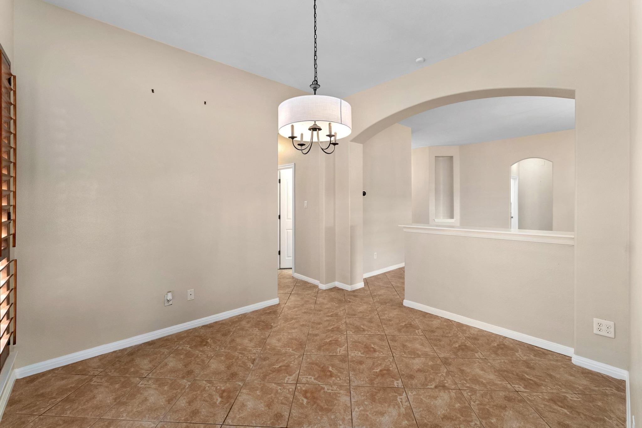 1021 Westland Ridge Rd, Dripping Springs, TX 78620