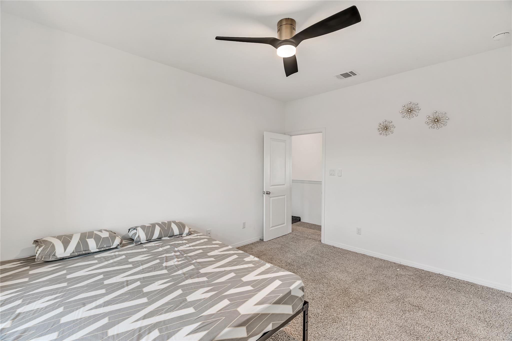 111 Fortuna Ct, Liberty Hill, TX 78642