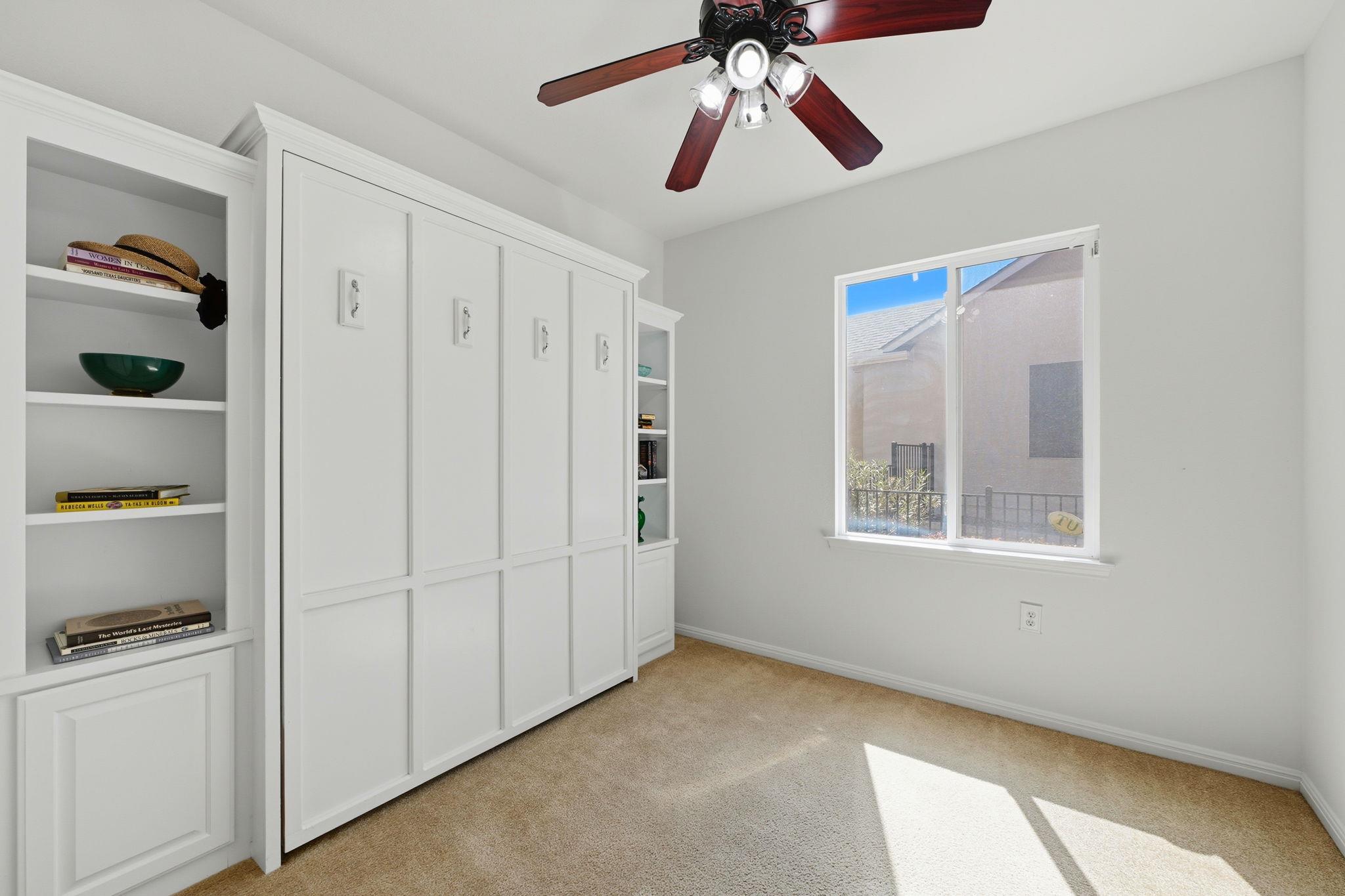 708 Texas Dr, Georgetown, TX 78633