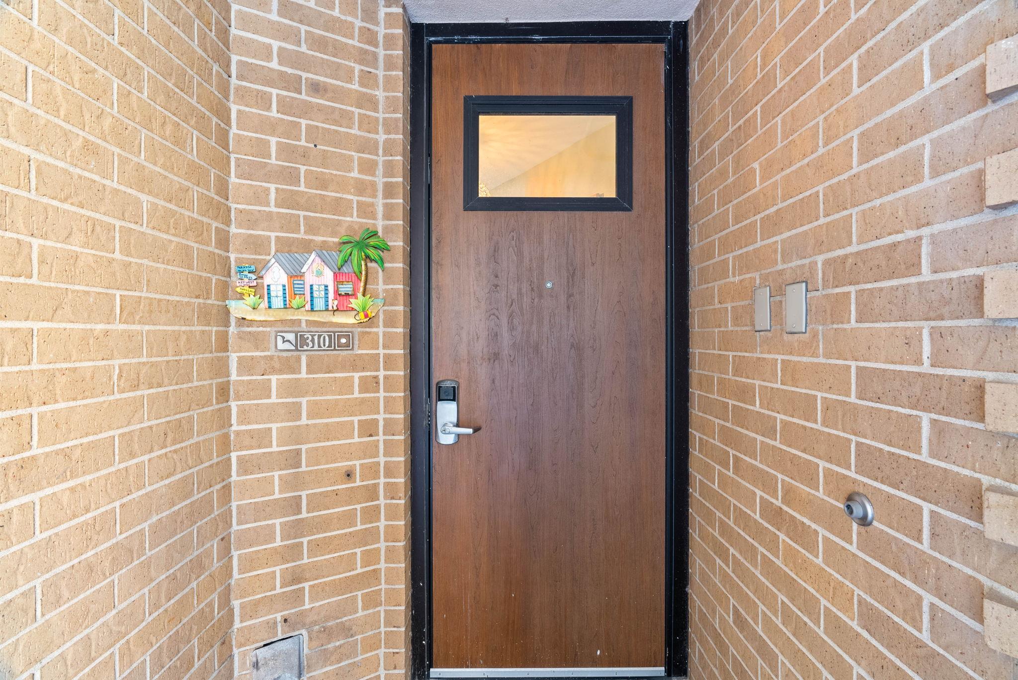 6649 Seacomber Dr # 310, Port Aransas, TX 78373