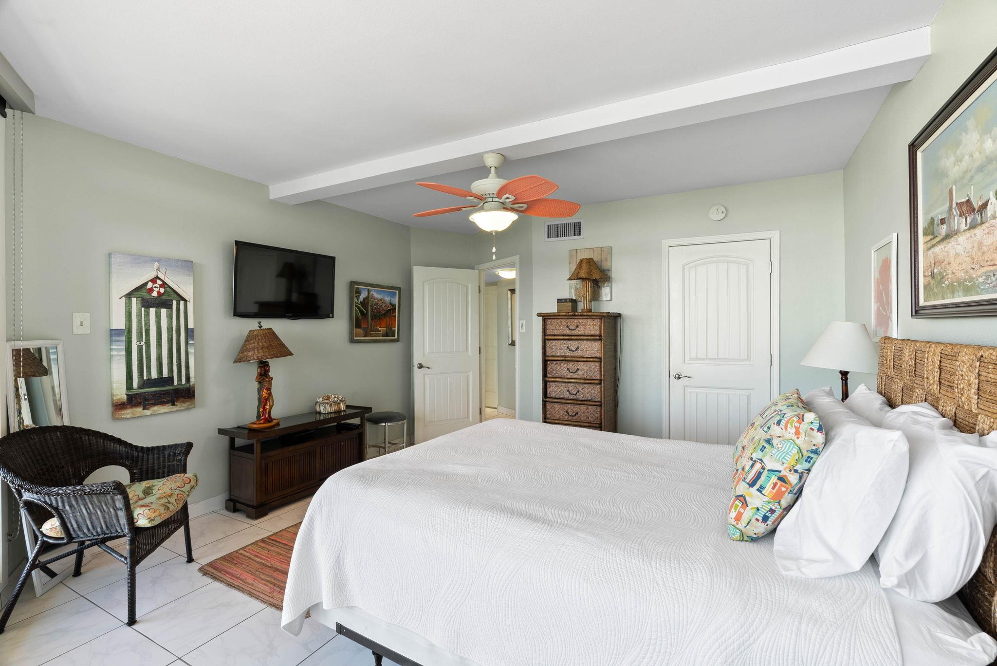 6649 Seacomber Dr # 310, Port Aransas, TX 78373