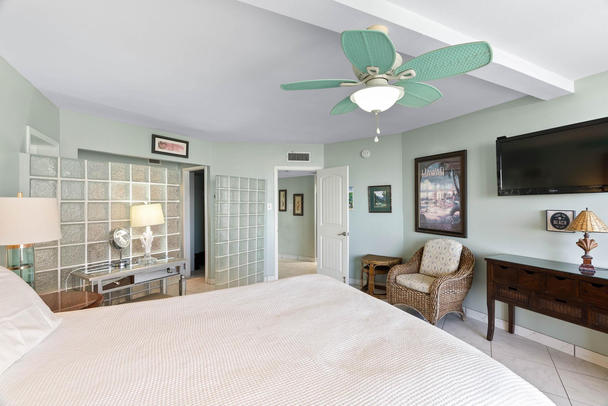 6649 Seacomber Dr # 310, Port Aransas, TX 78373