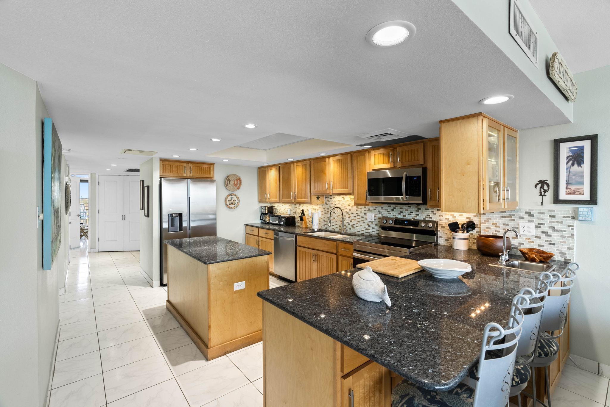 6649 Seacomber Dr # 310, Port Aransas, TX 78373