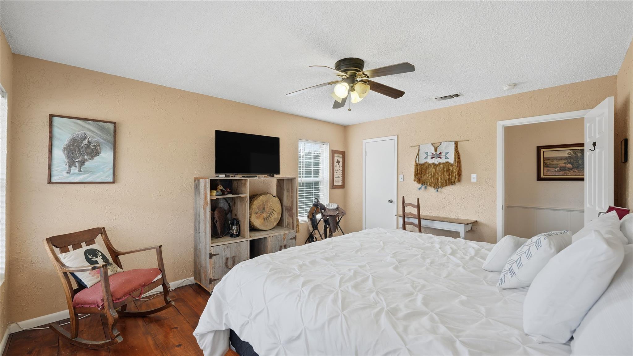 182 Little Ranch Rd, Red Rock, TX 78662