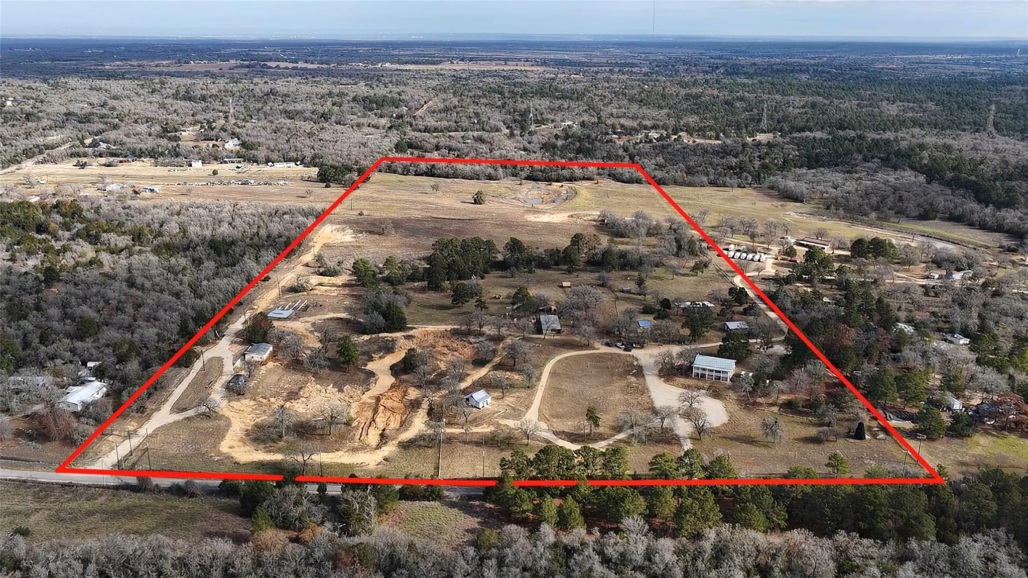 182 Little Ranch Rd, Red Rock, TX 78662