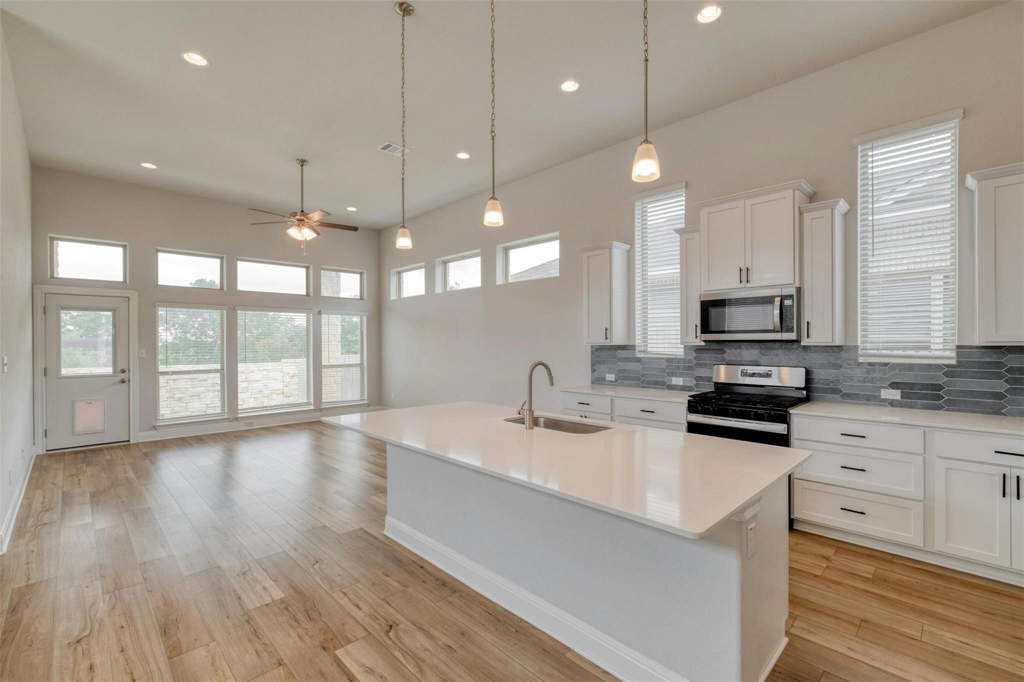 228 Rieber Rd, Kyle, TX 78640