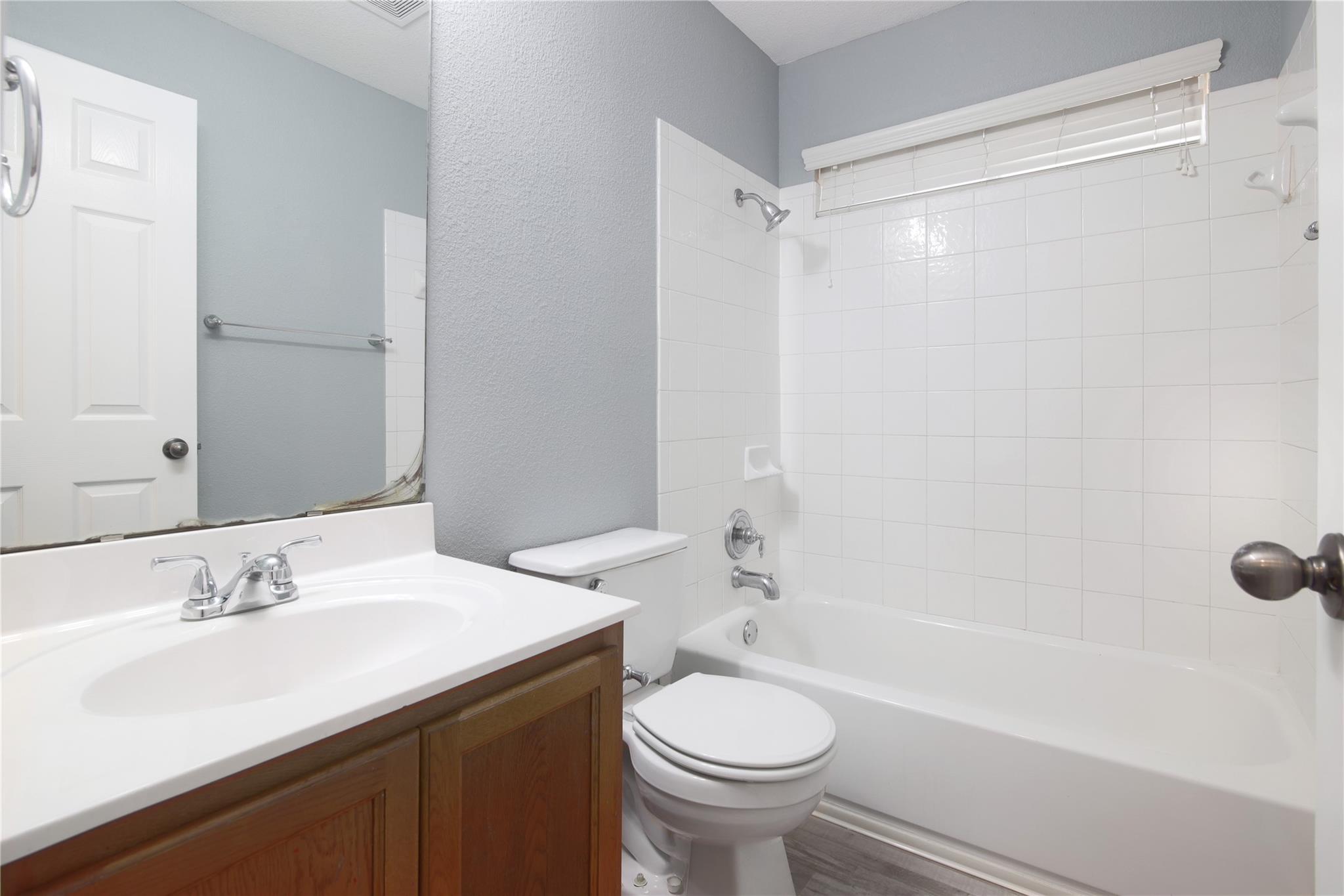 2643 Haselwood Ln, Round Rock, TX 78665