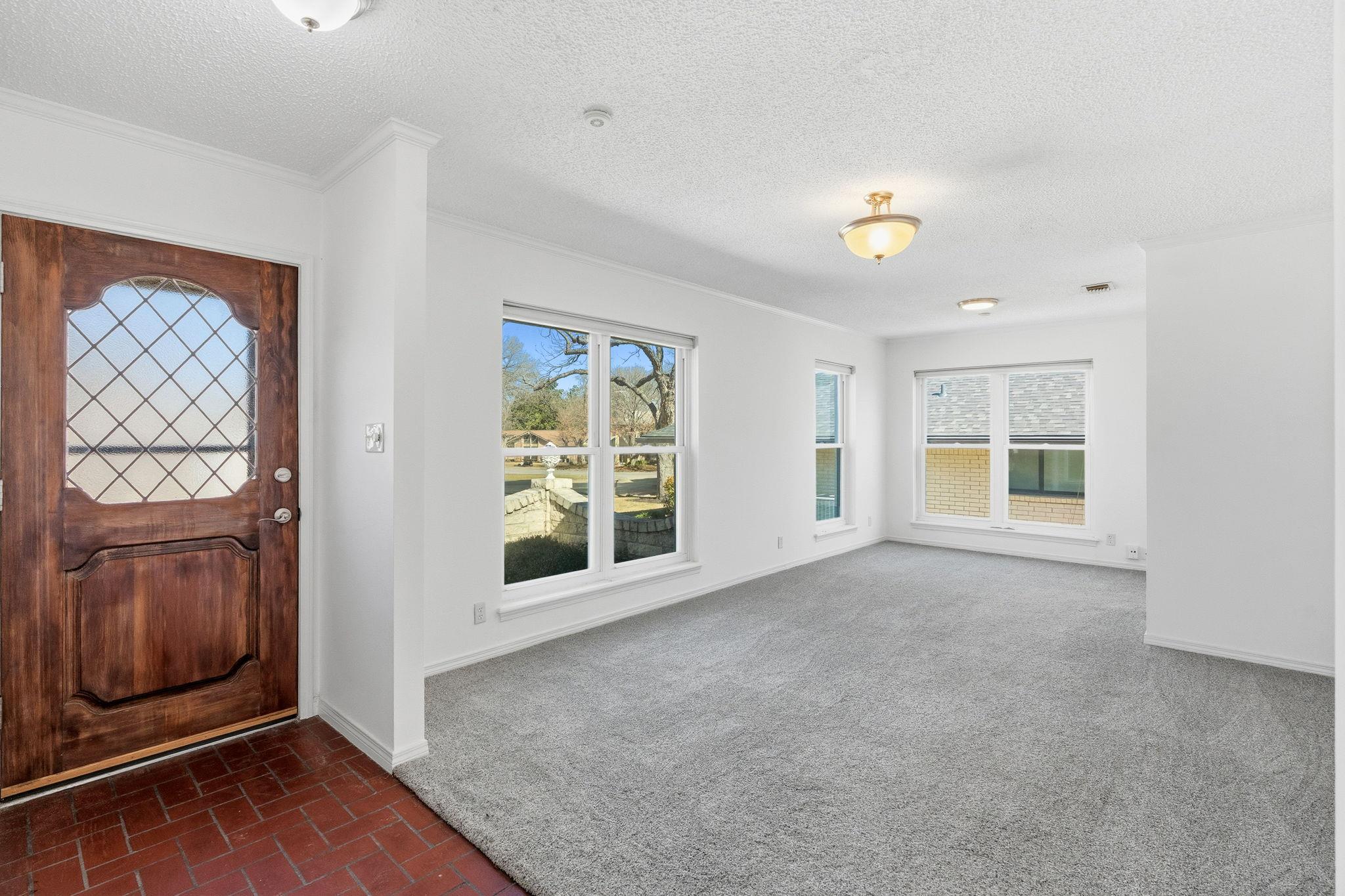 9013 Collinfield Dr, Austin, TX 78758