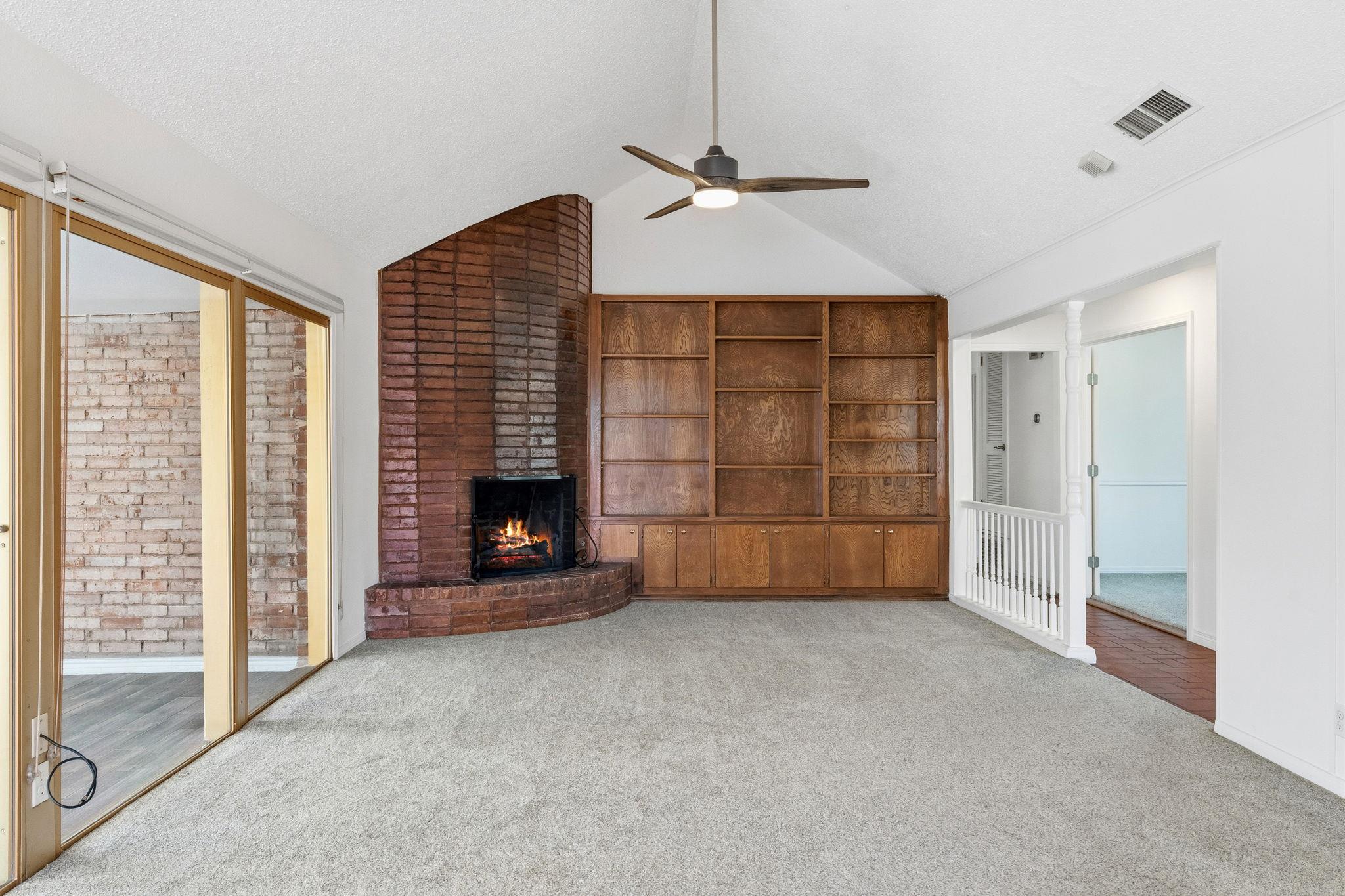 9013 Collinfield Dr, Austin, TX 78758