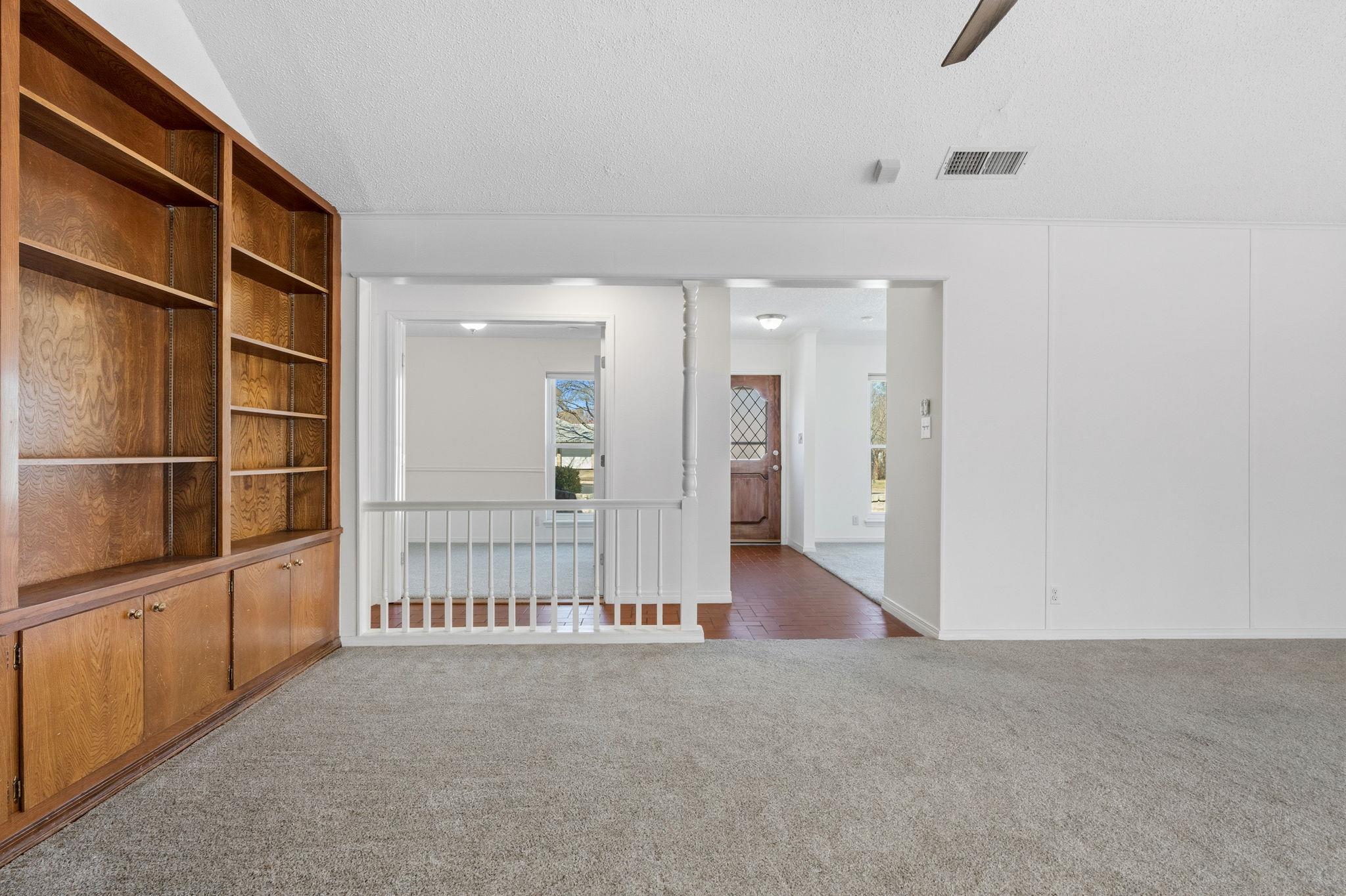 9013 Collinfield Dr, Austin, TX 78758