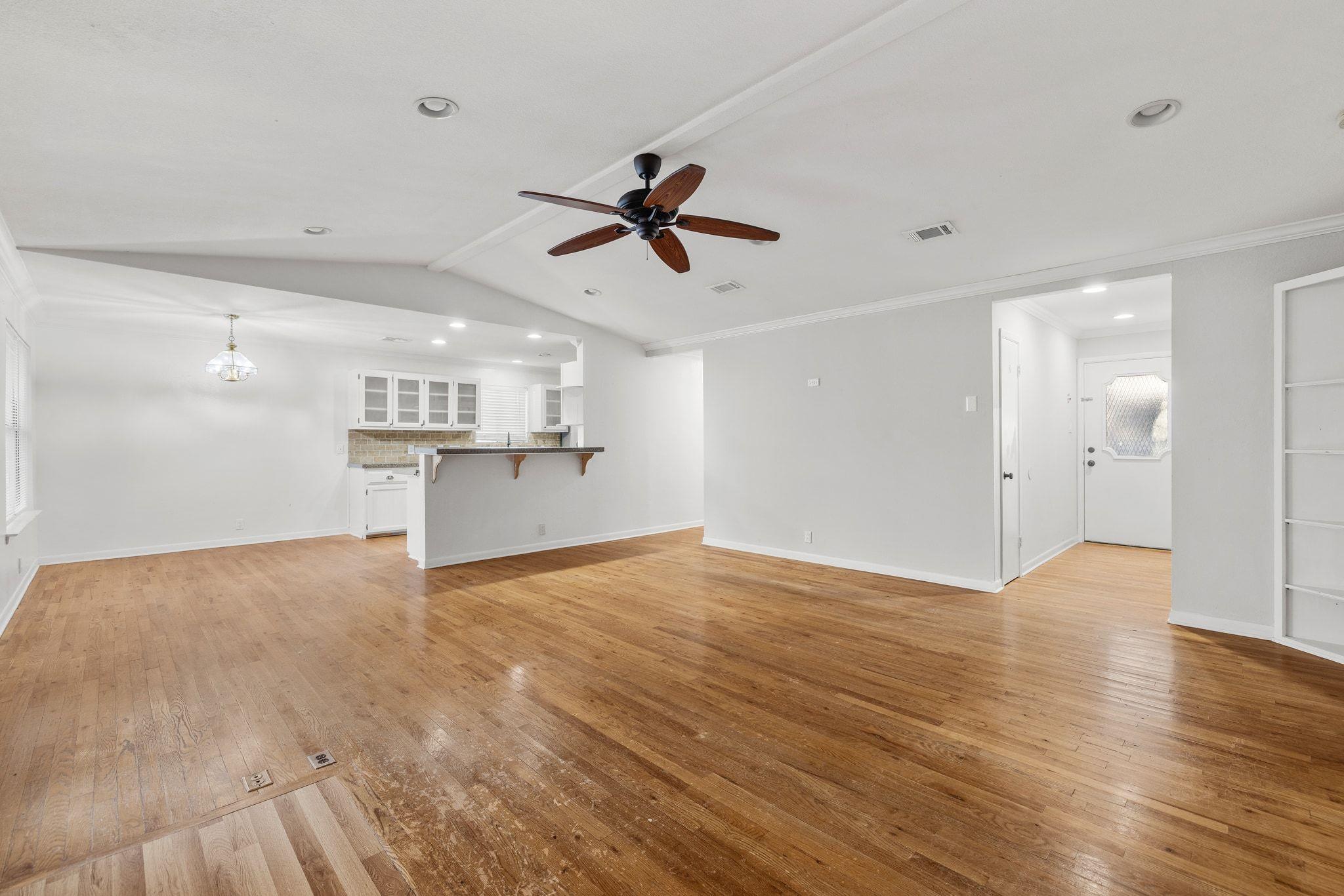 2206 Castlewood Trl, Leander, TX 78641