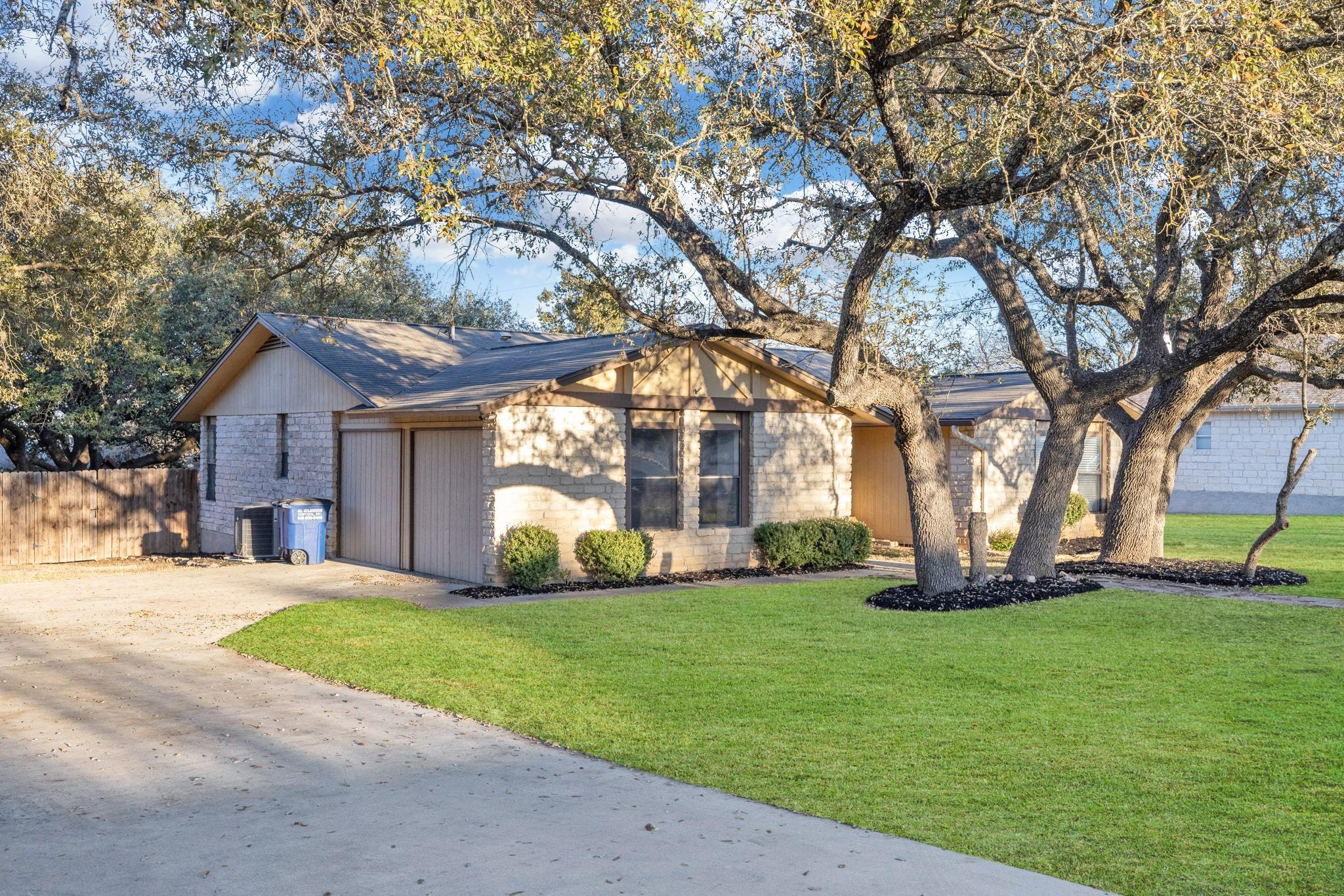 2206 Castlewood Trl, Leander, TX 78641