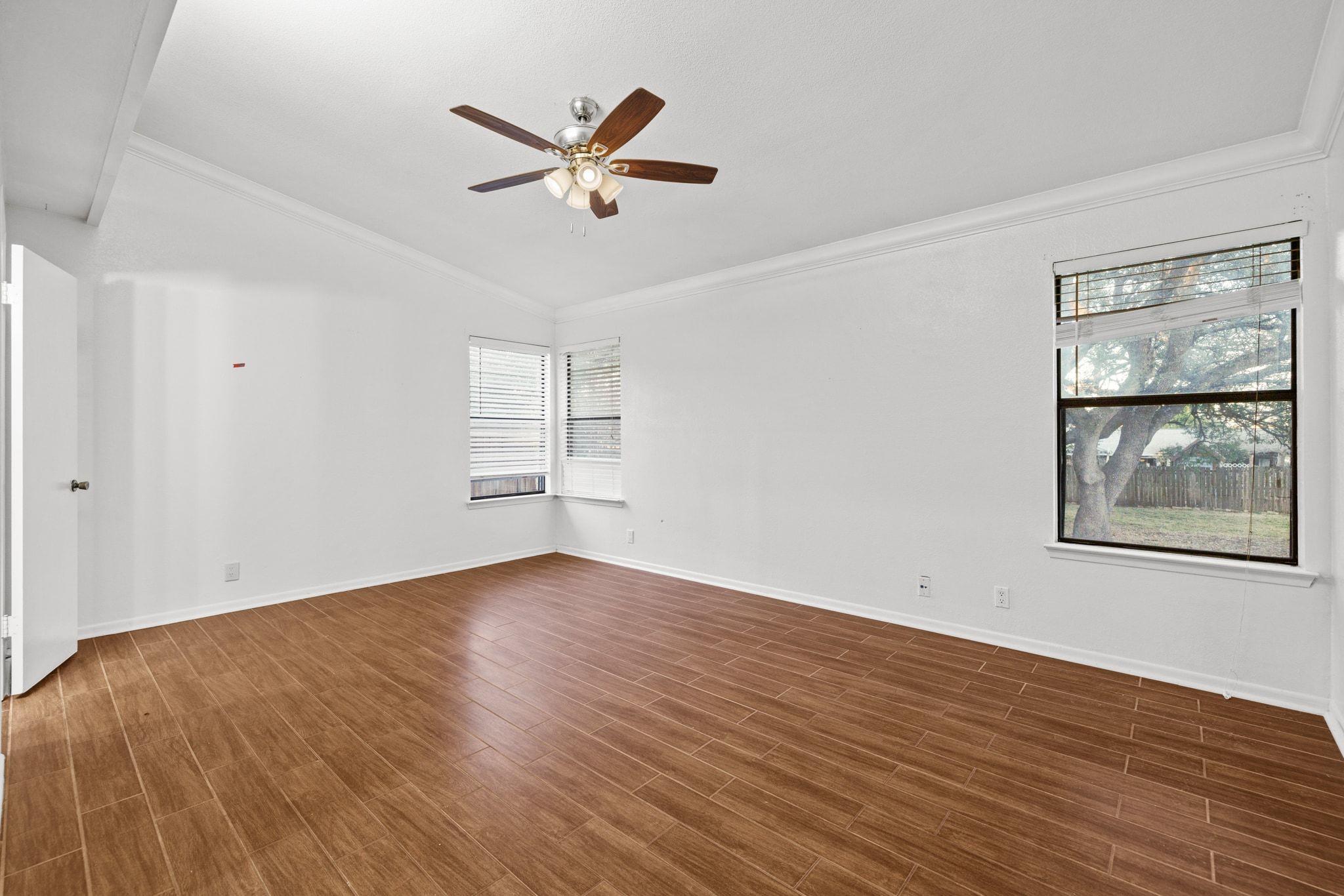 2206 Castlewood Trl, Leander, TX 78641