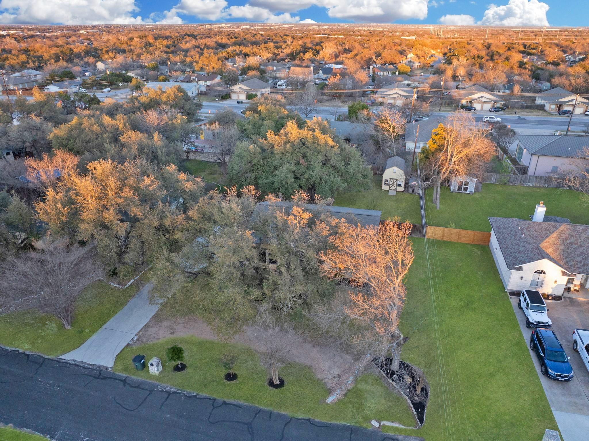 2206 Castlewood Trl, Leander, TX 78641