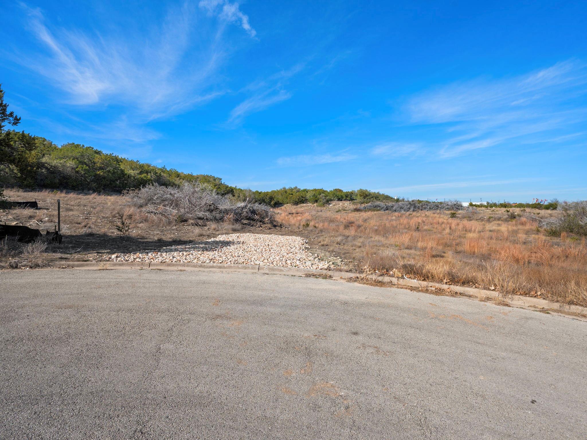 9925 Flintrock Cir, Austin, TX 78737