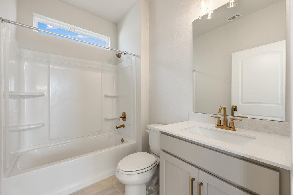 112 Barret Dr, Liberty Hill, TX 78642