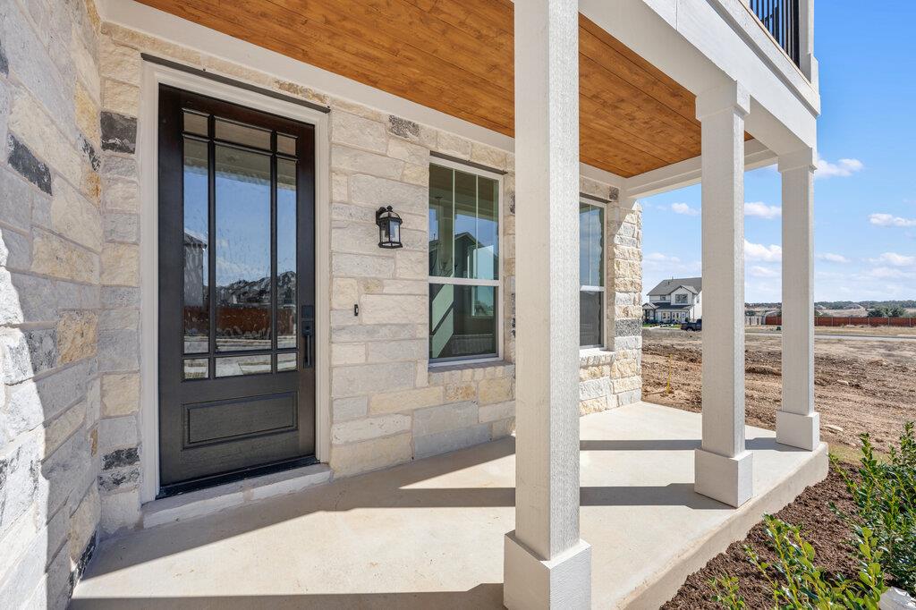 112 Barret Dr, Liberty Hill, TX 78642