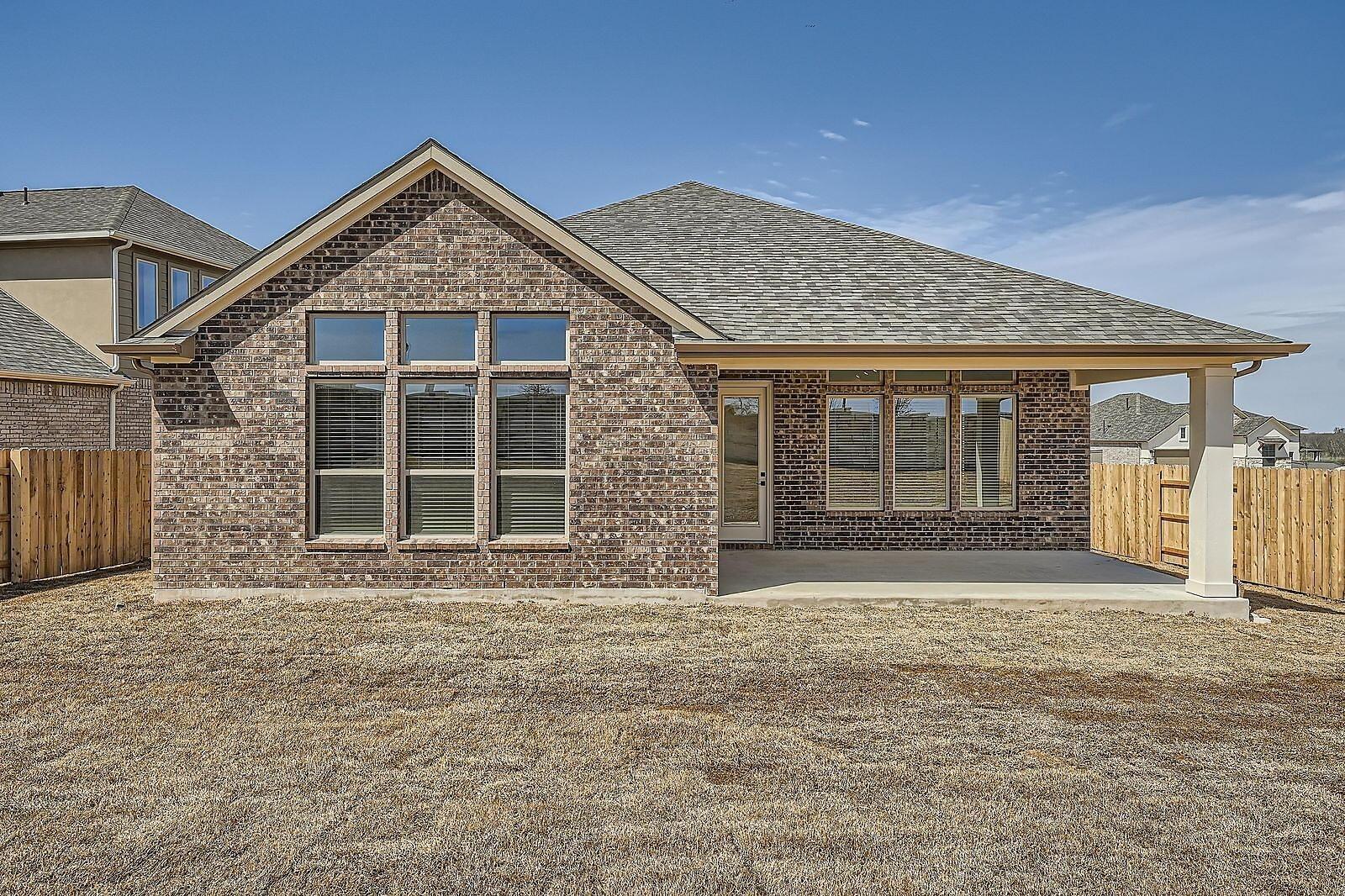 456 Brandywine Rd, Hutto, TX 78634