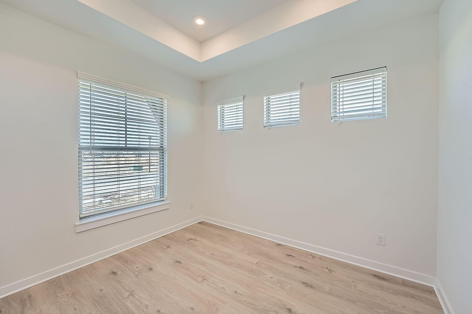 456 Brandywine Rd, Hutto, TX 78634