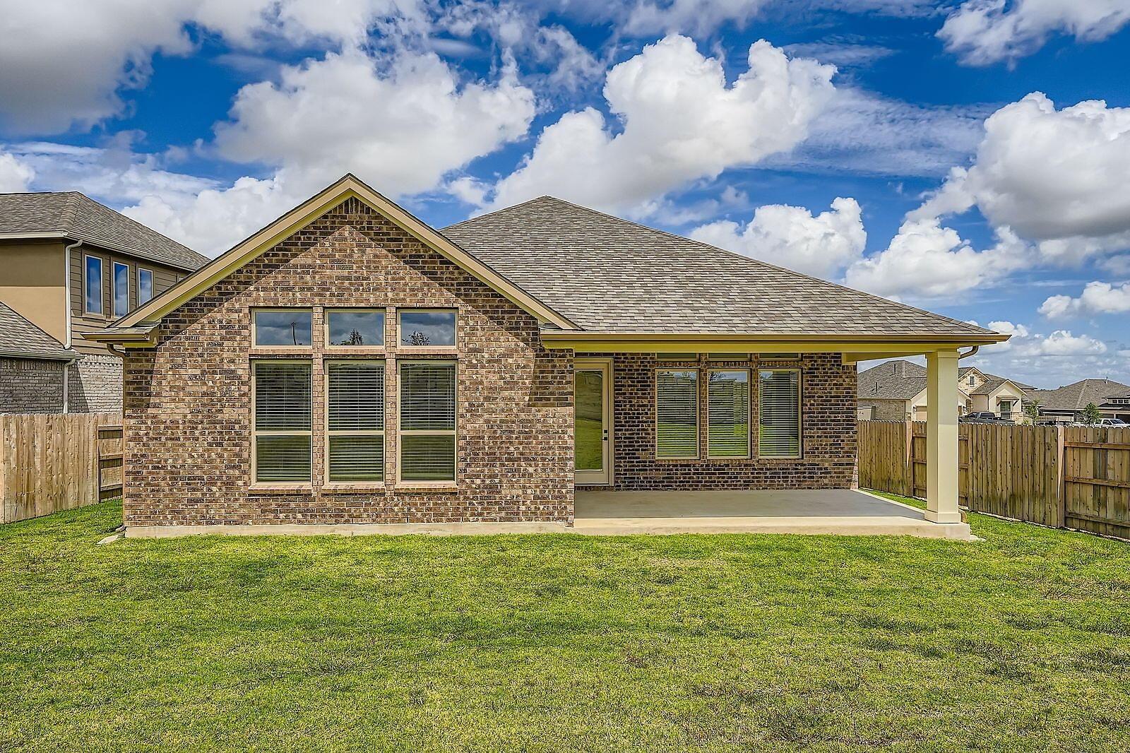 456 Brandywine Rd, Hutto, TX 78634