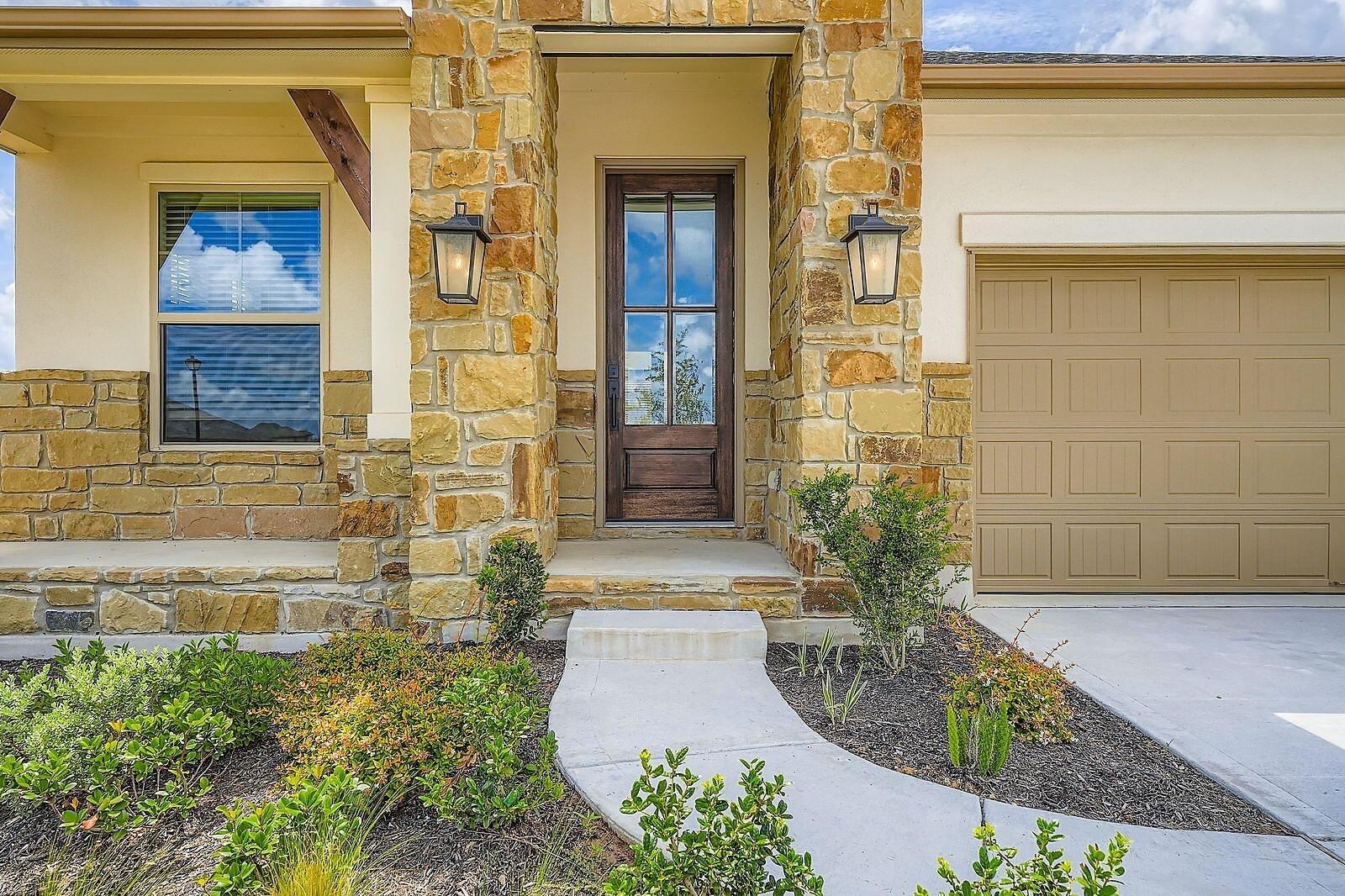 456 Brandywine Rd, Hutto, TX 78634