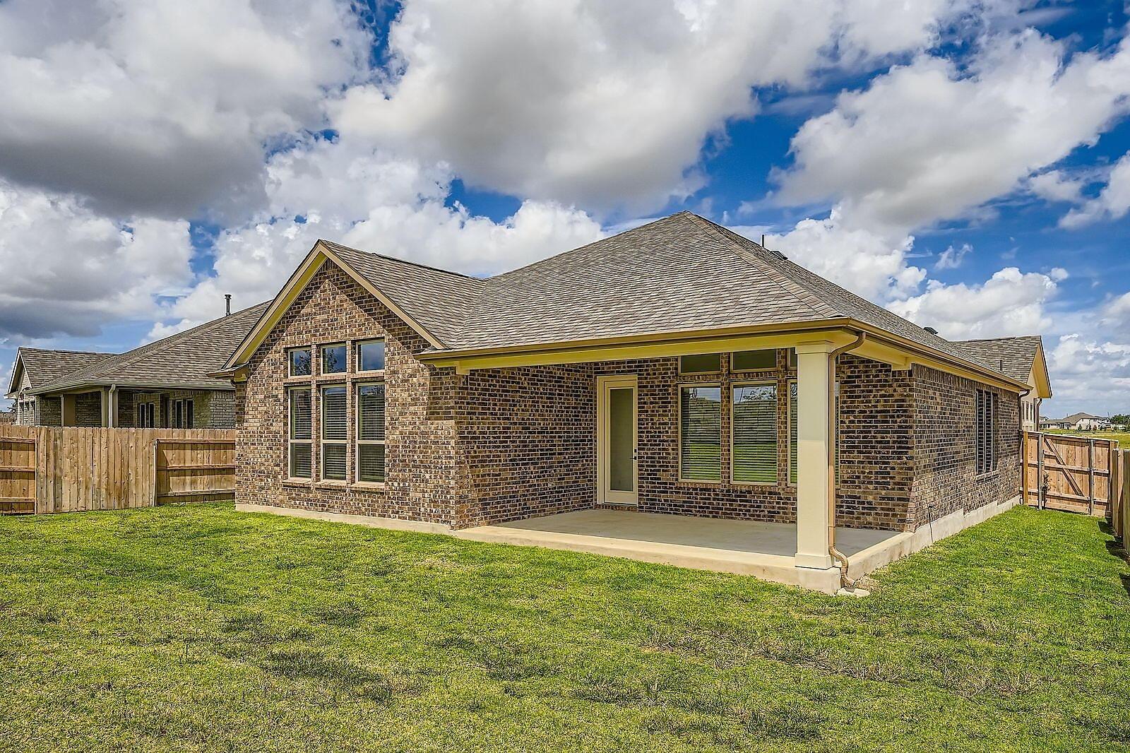 456 Brandywine Rd, Hutto, TX 78634