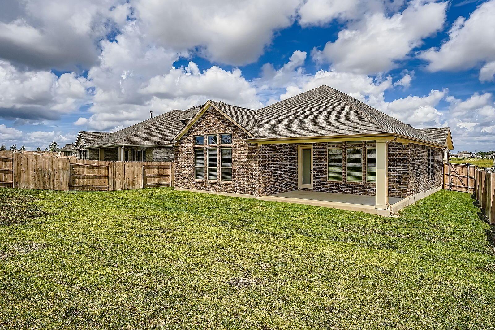 456 Brandywine Rd, Hutto, TX 78634