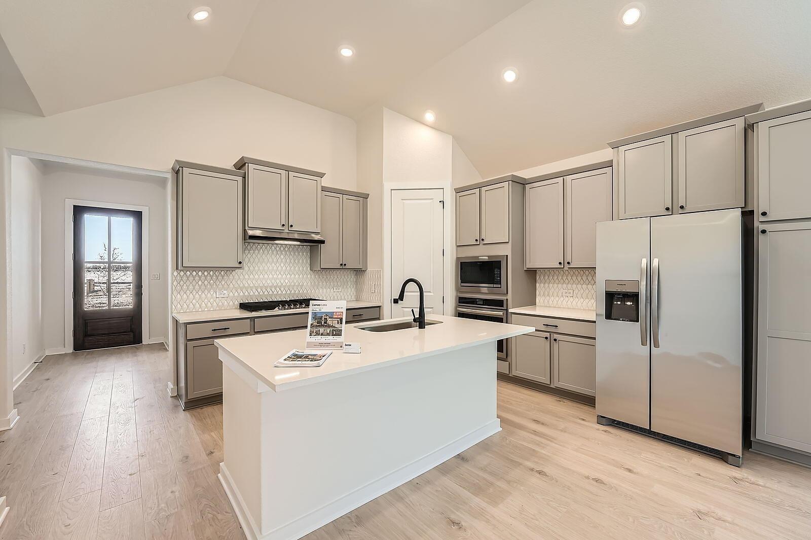 456 Brandywine Rd, Hutto, TX 78634