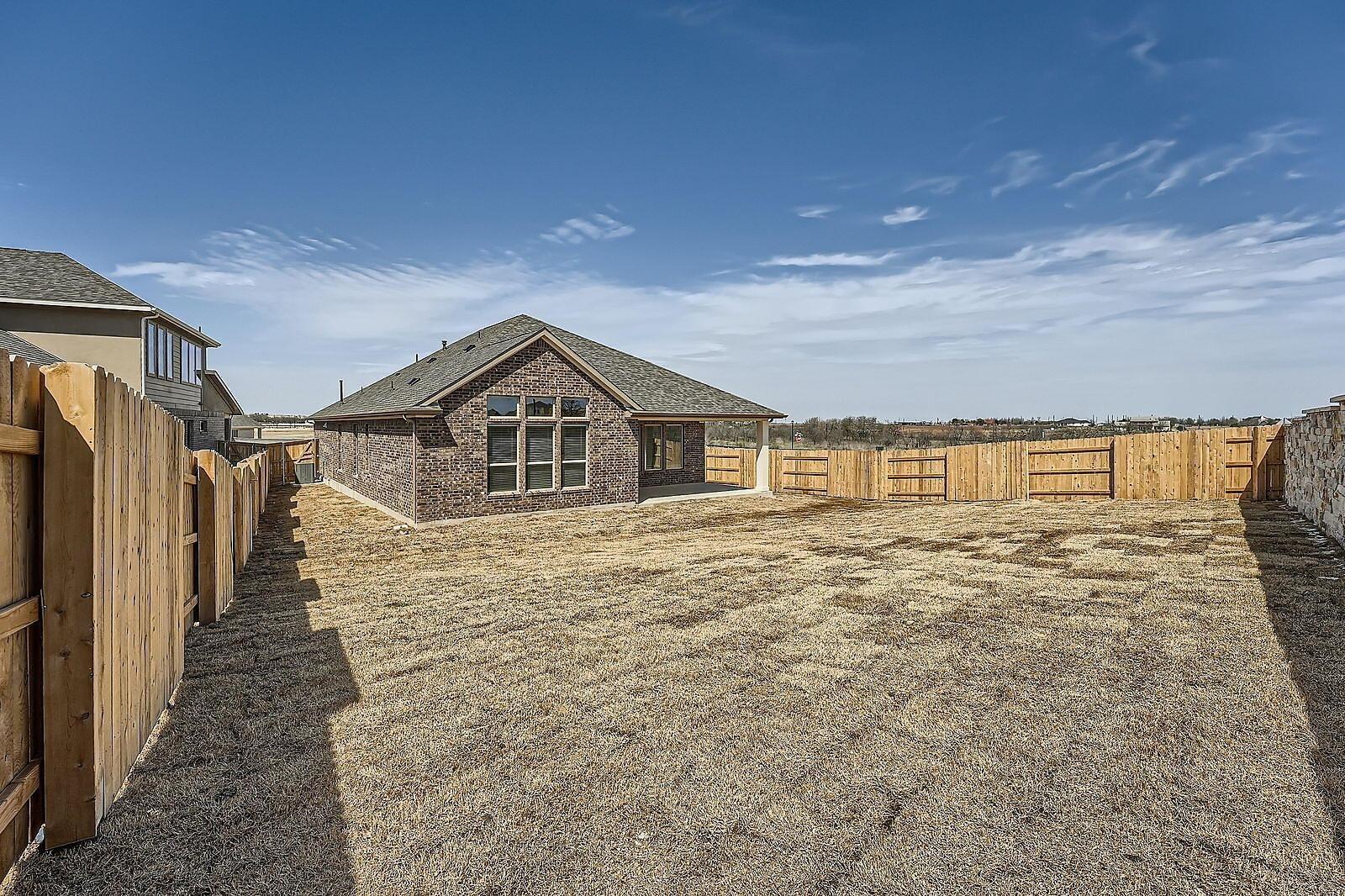456 Brandywine Rd, Hutto, TX 78634