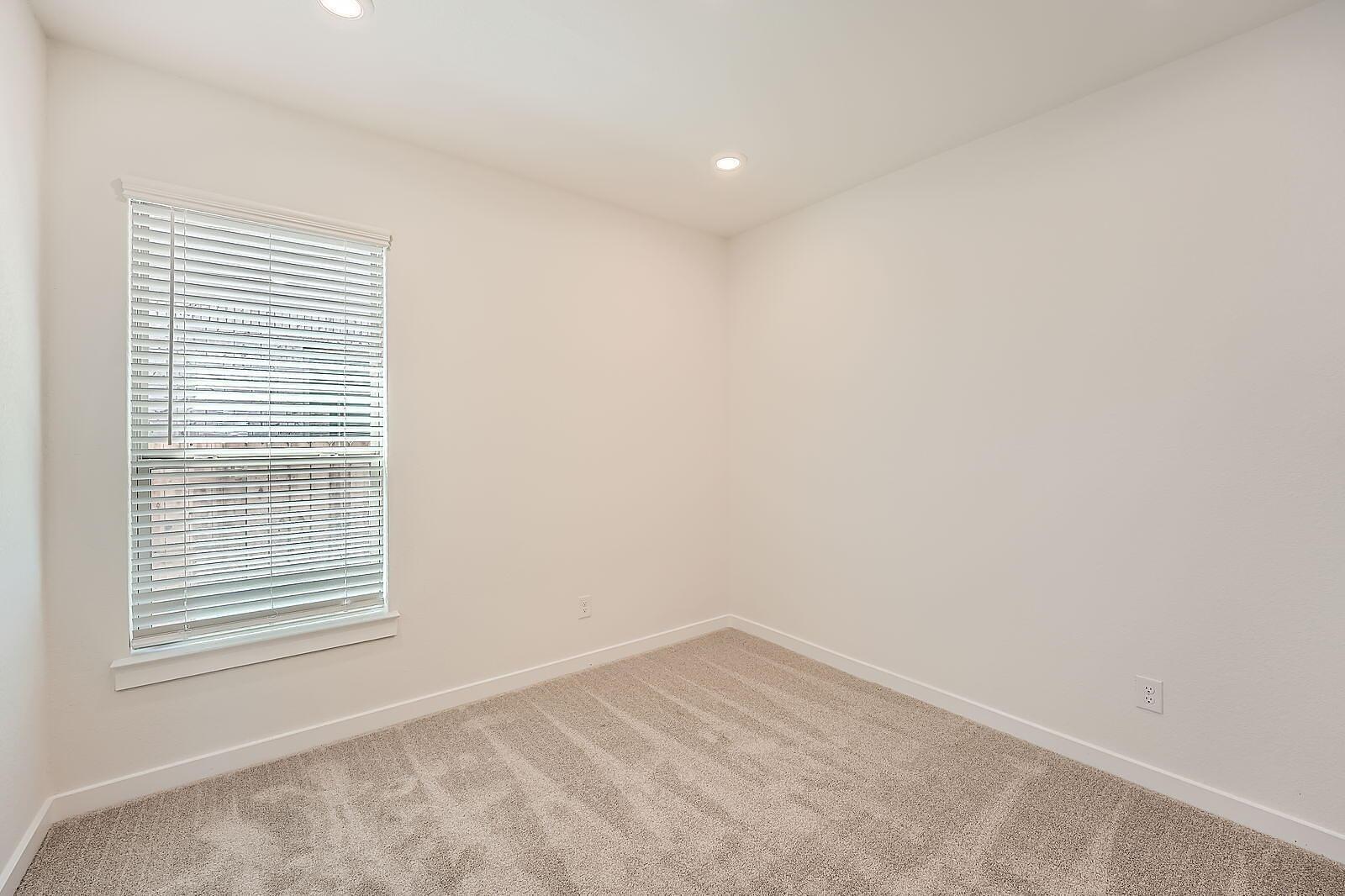 456 Brandywine Rd, Hutto, TX 78634