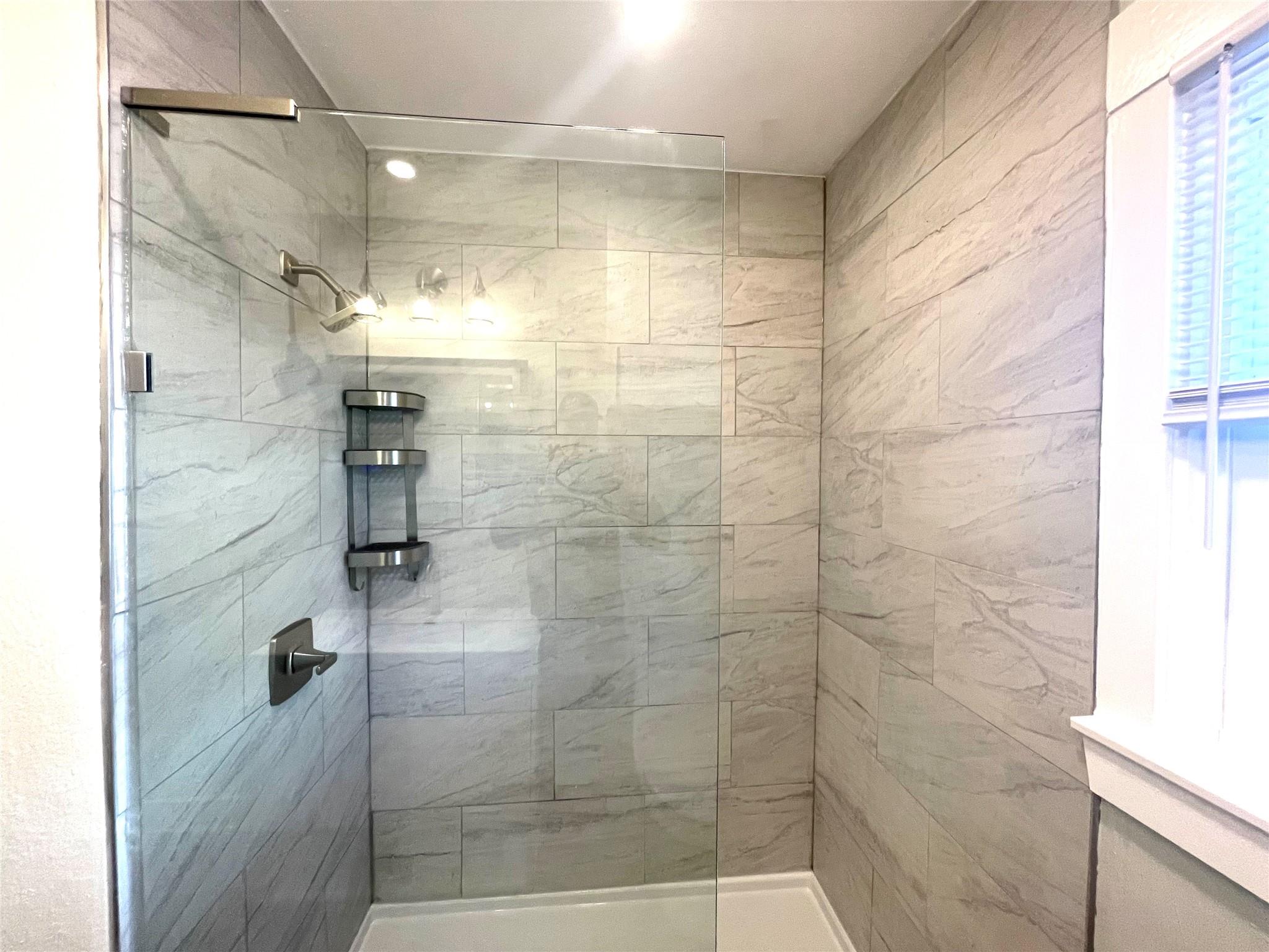 807 E Riverside Dr # A, Austin, TX 78704