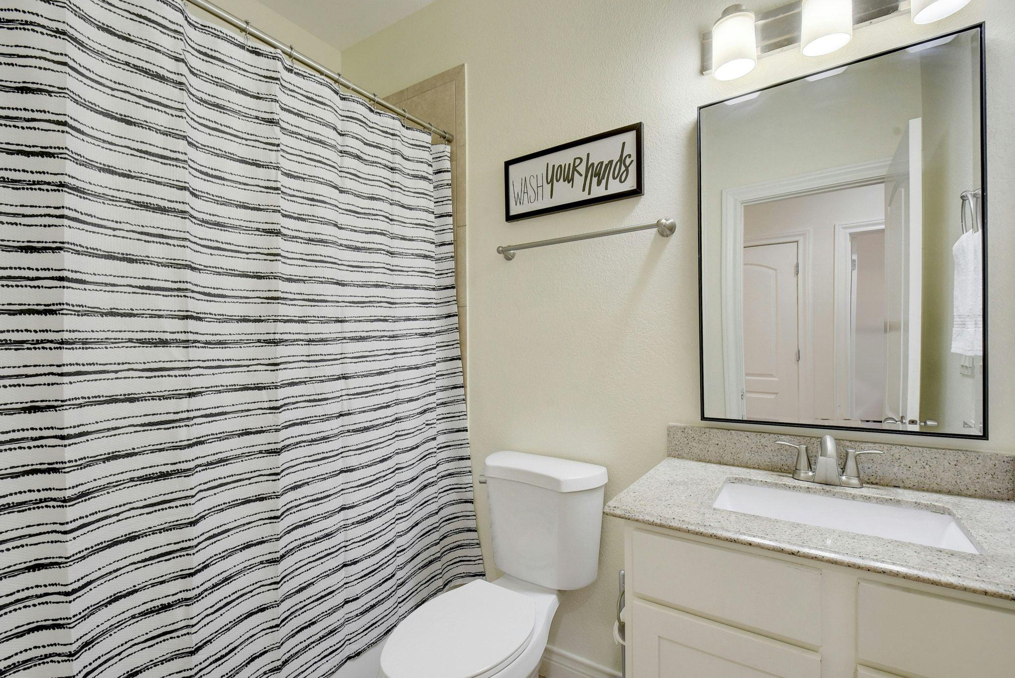 2206 E 14th St # 2, Austin, TX 78702