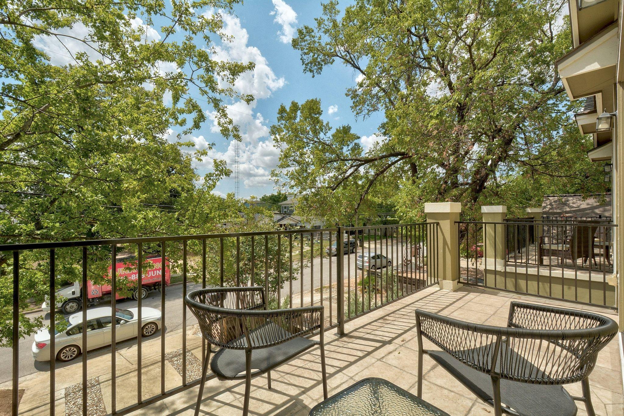 2206 E 14th St # 2, Austin, TX 78702