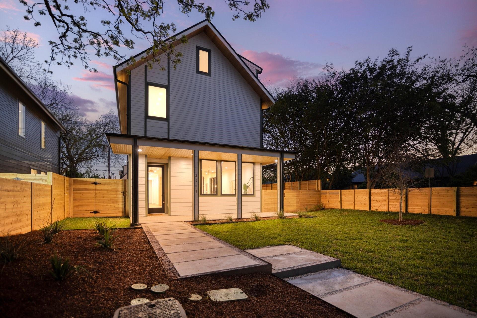 2401 Willow St, Austin, TX 78702