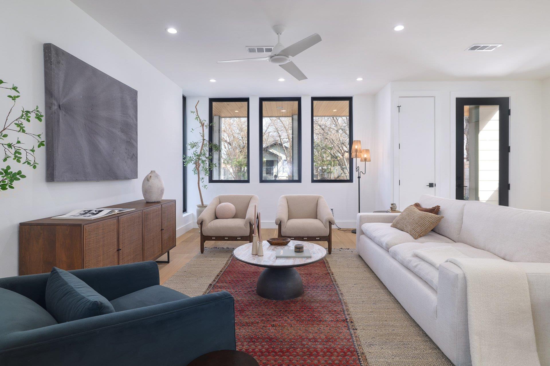 2401 Willow St, Austin, TX 78702