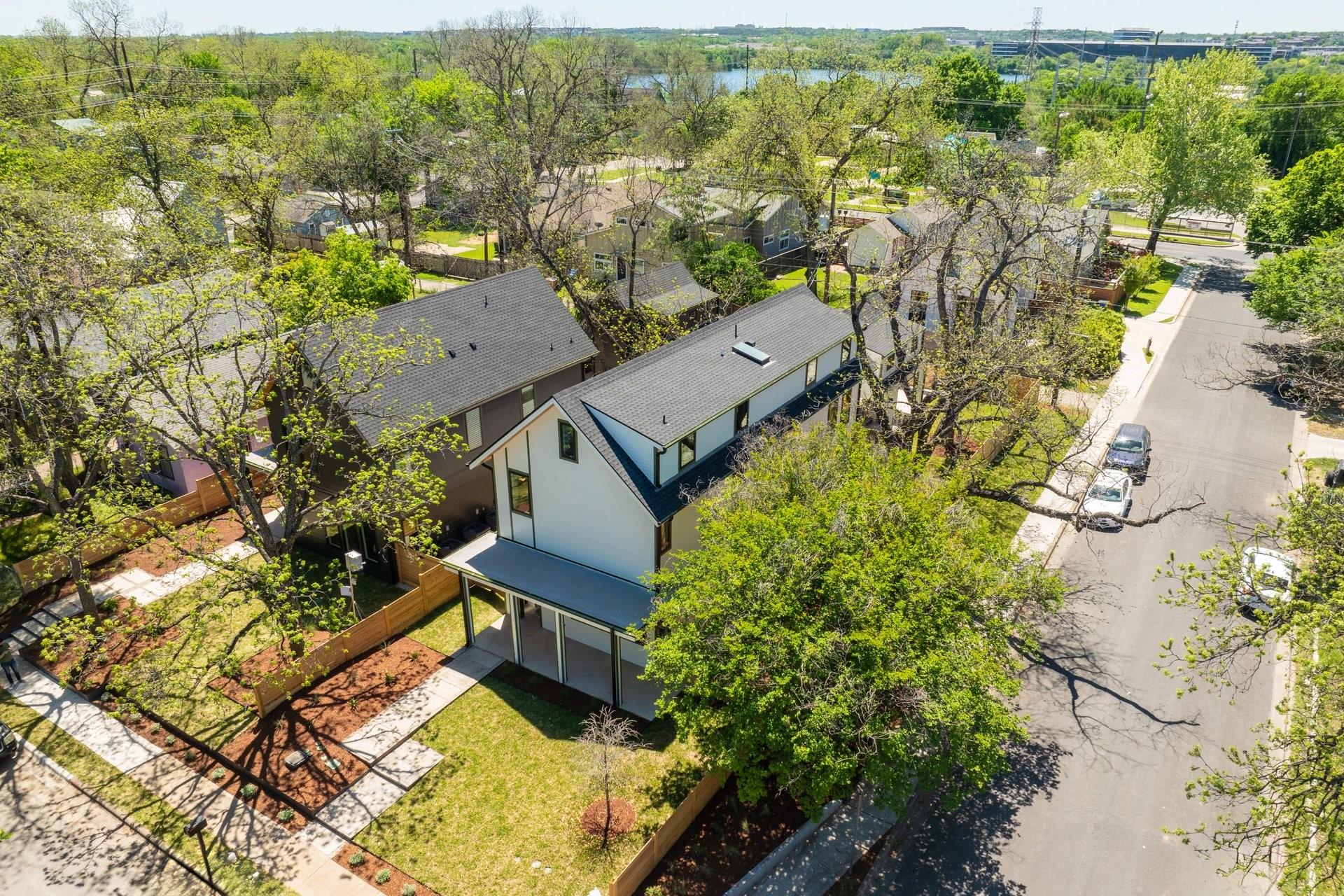 2401 Willow St, Austin, TX 78702