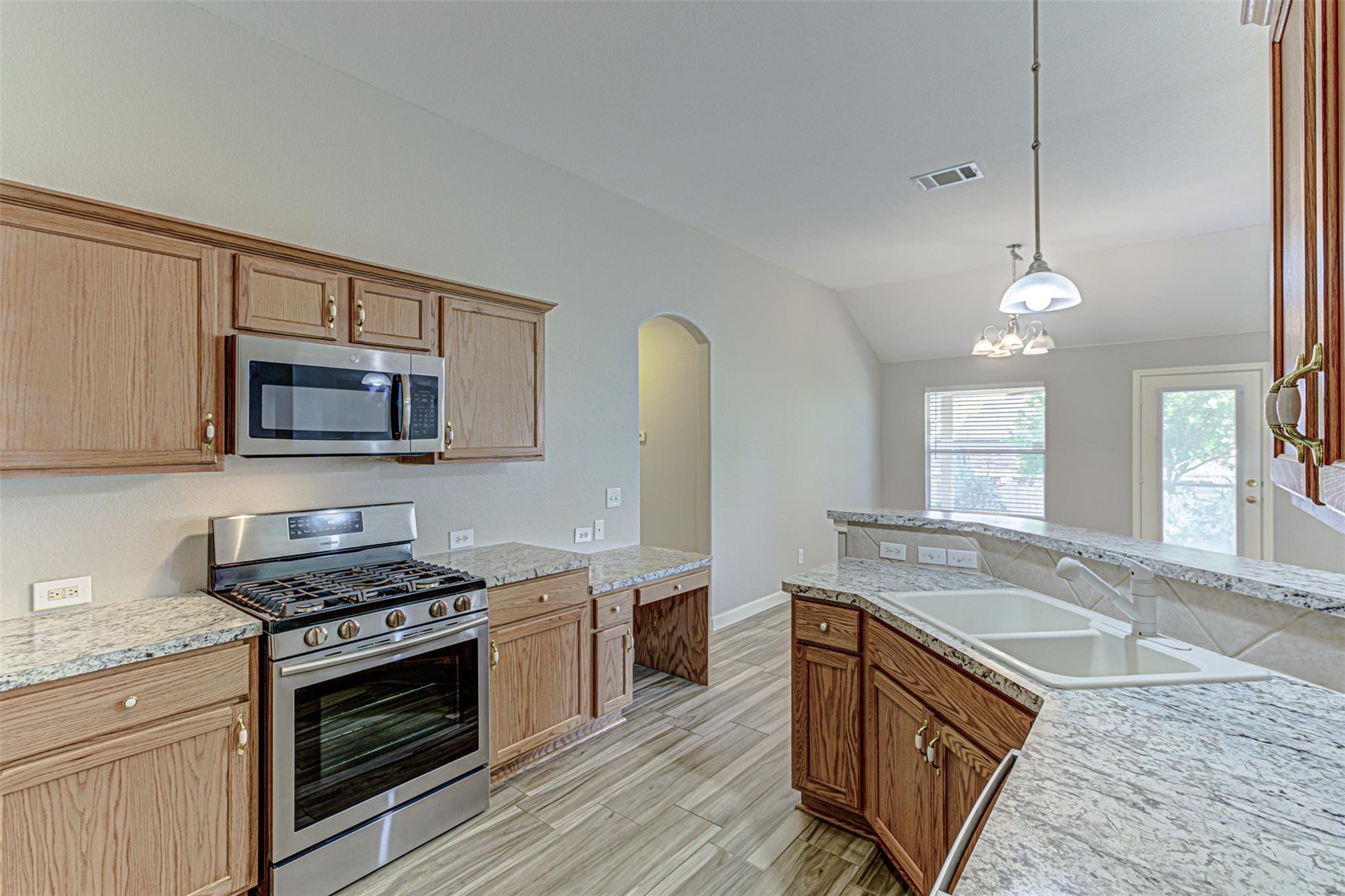 1502 Santolina Ct W, Pflugerville, TX 78660