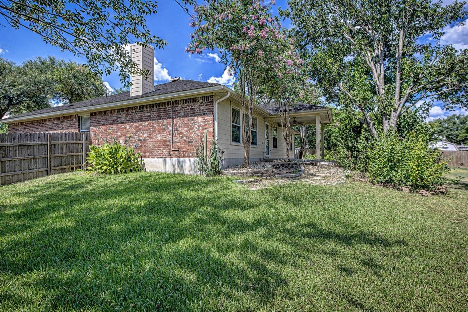 1502 Santolina Ct W, Pflugerville, TX 78660