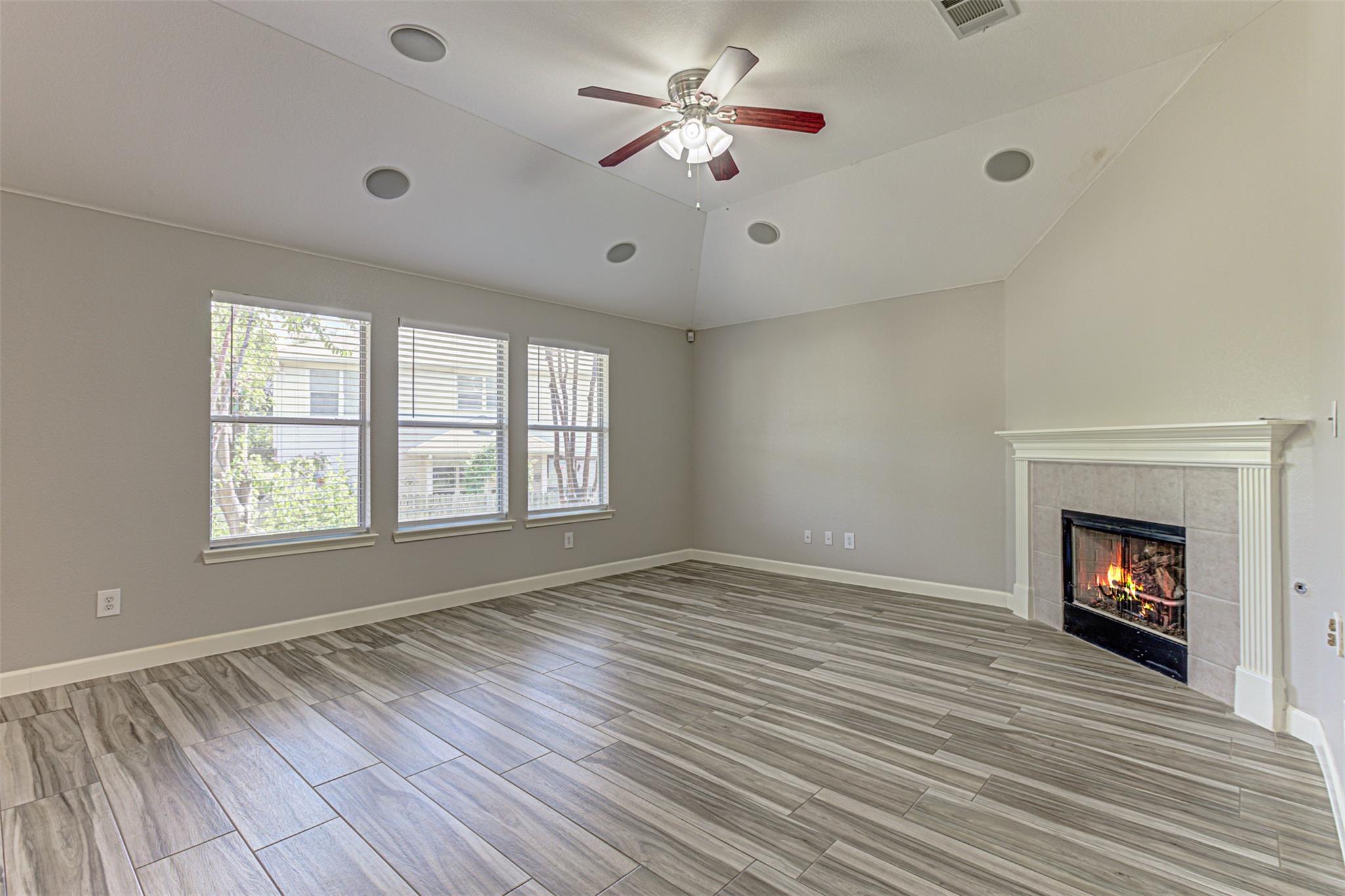 1502 Santolina Ct W, Pflugerville, TX 78660