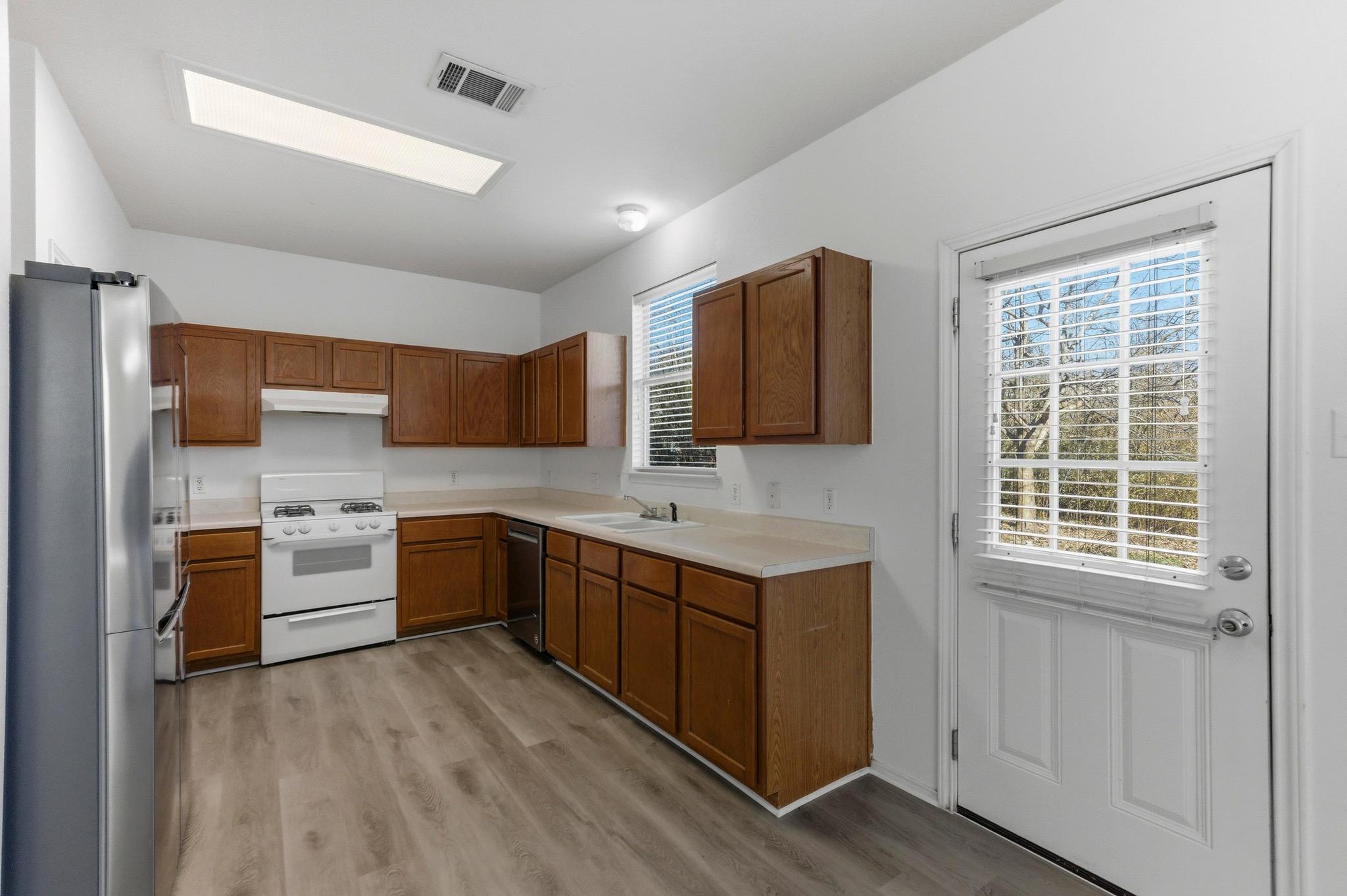 113 Spring Branch Cv, Kyle, TX 78640