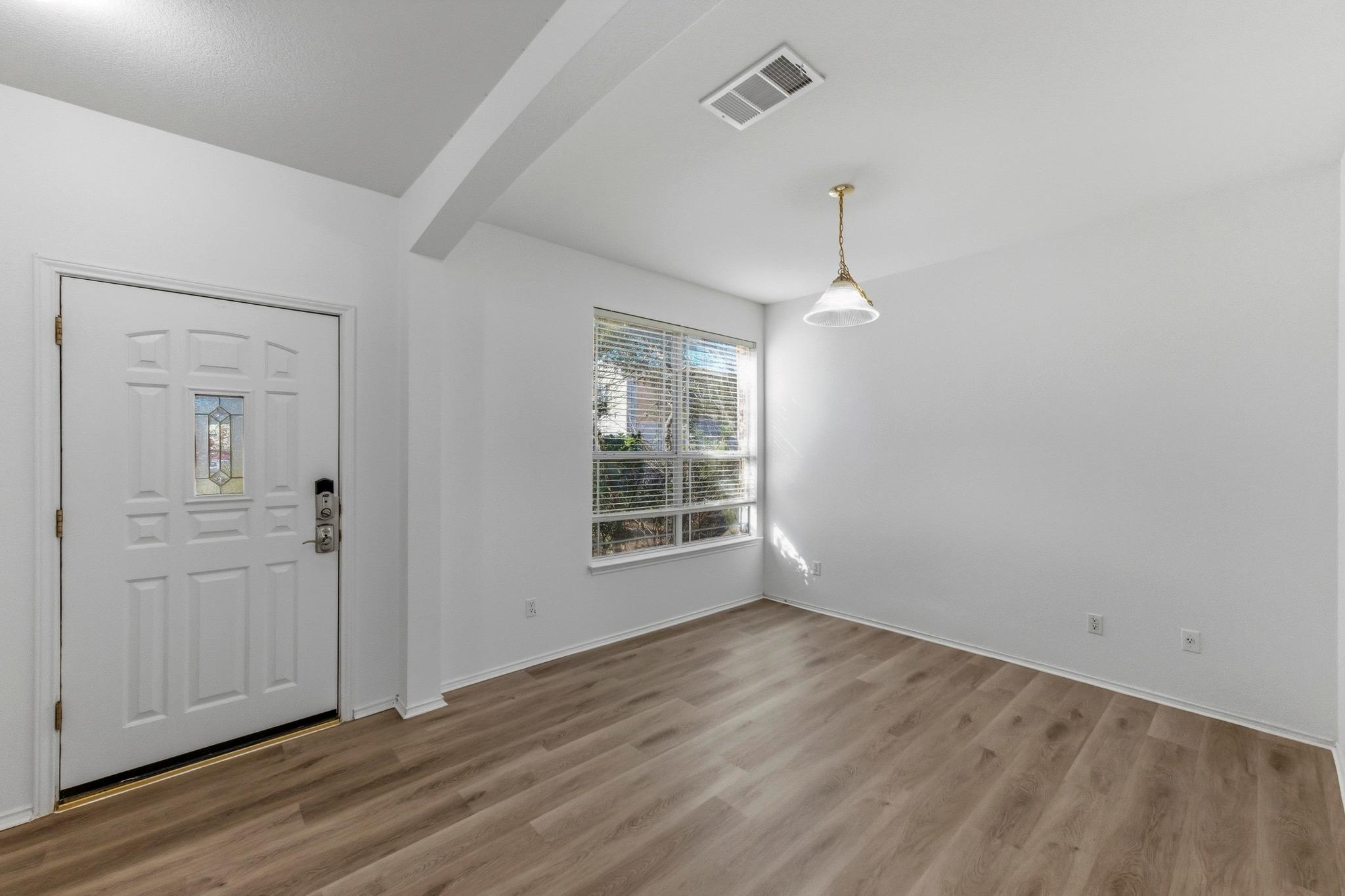 113 Spring Branch Cv, Kyle, TX 78640