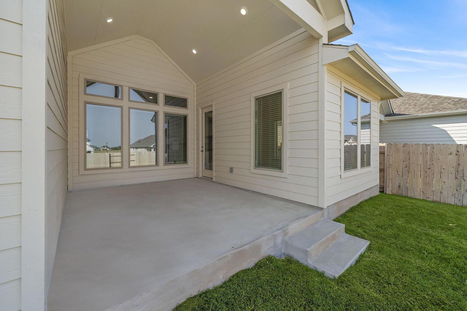 429 Brandywine Rd, Hutto, TX 78634