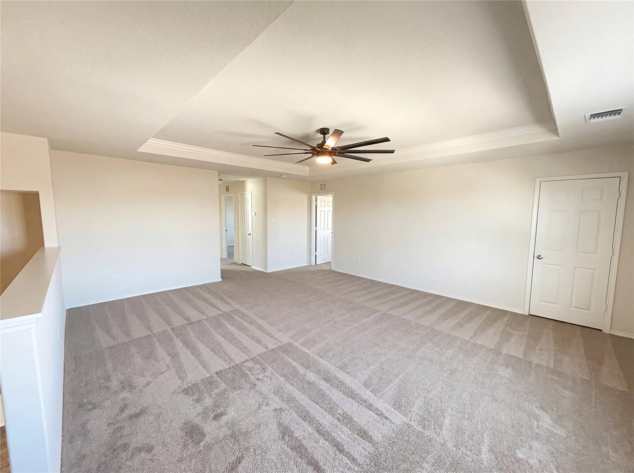 709 Hummingbird Ln, Leander, TX 78641